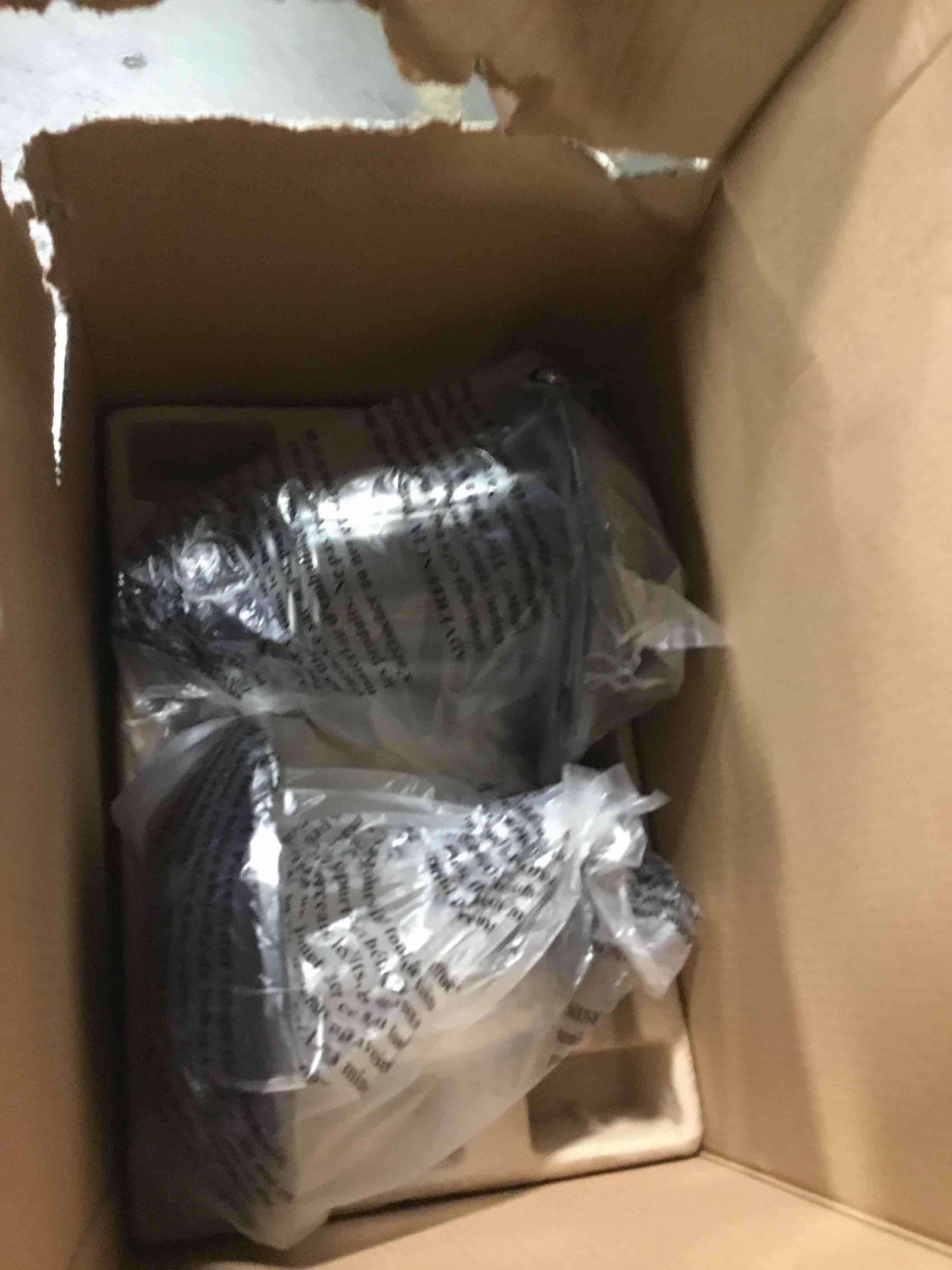 https://s3.amazonaws.com/lotting-images-prod/bidfta/GRA1479215_1735675134183.jpeg