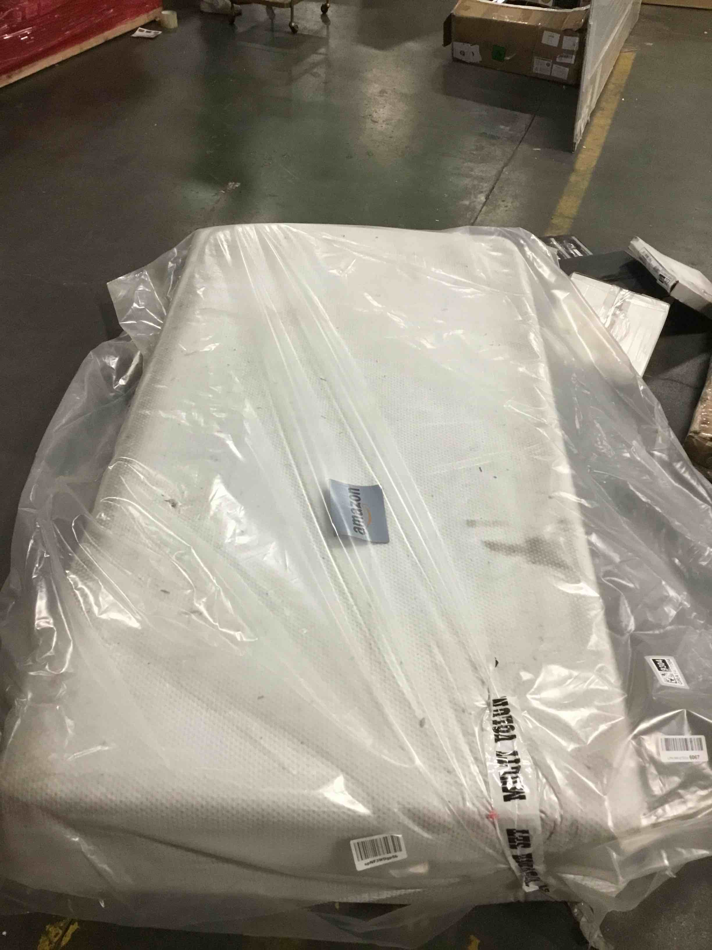 https://s3.amazonaws.com/lotting-images-prod/bidfta/GRA1479304_1735909788978.jpeg