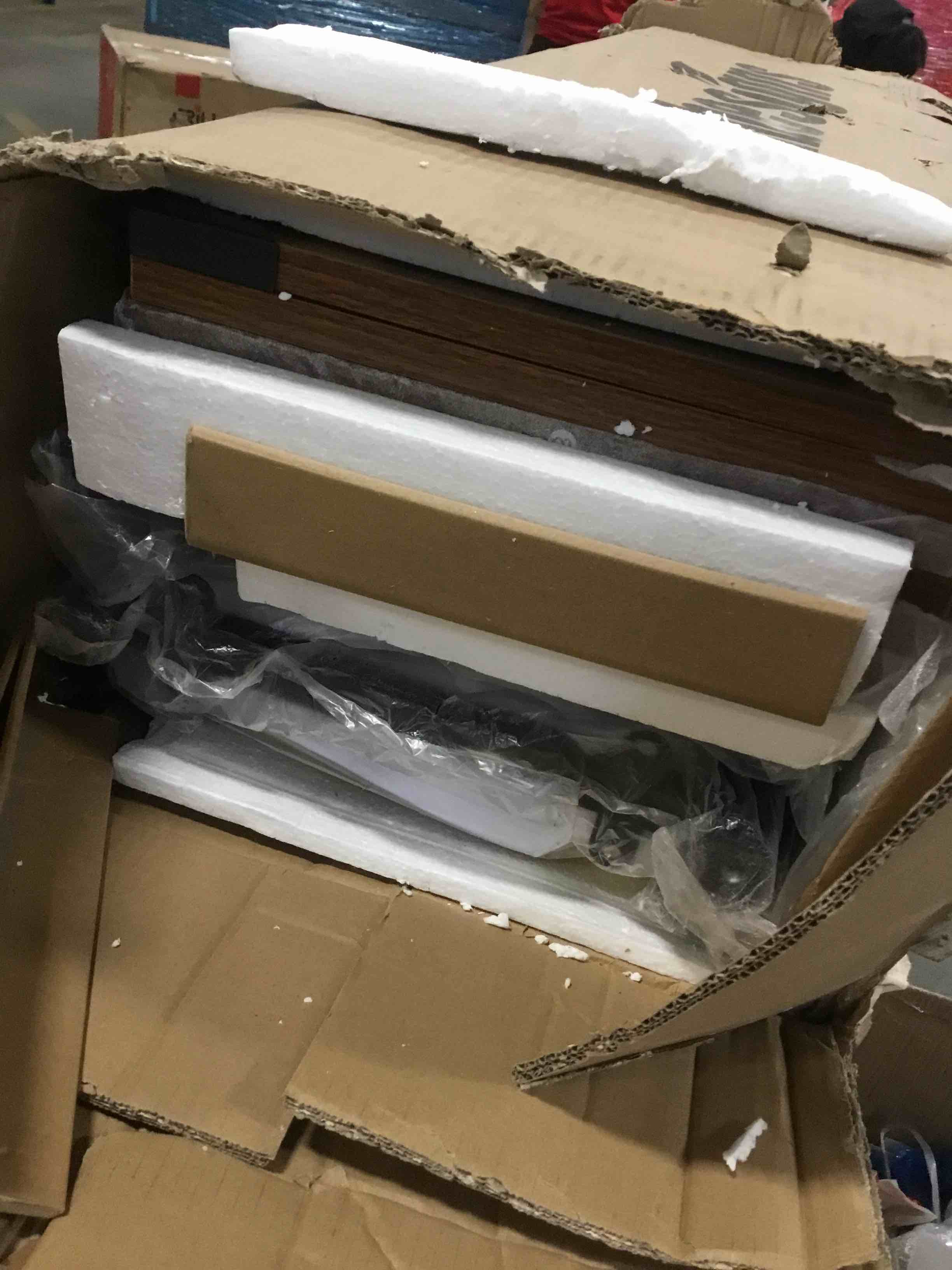 https://s3.amazonaws.com/lotting-images-prod/bidfta/GRA1479334_1735920774720.jpeg