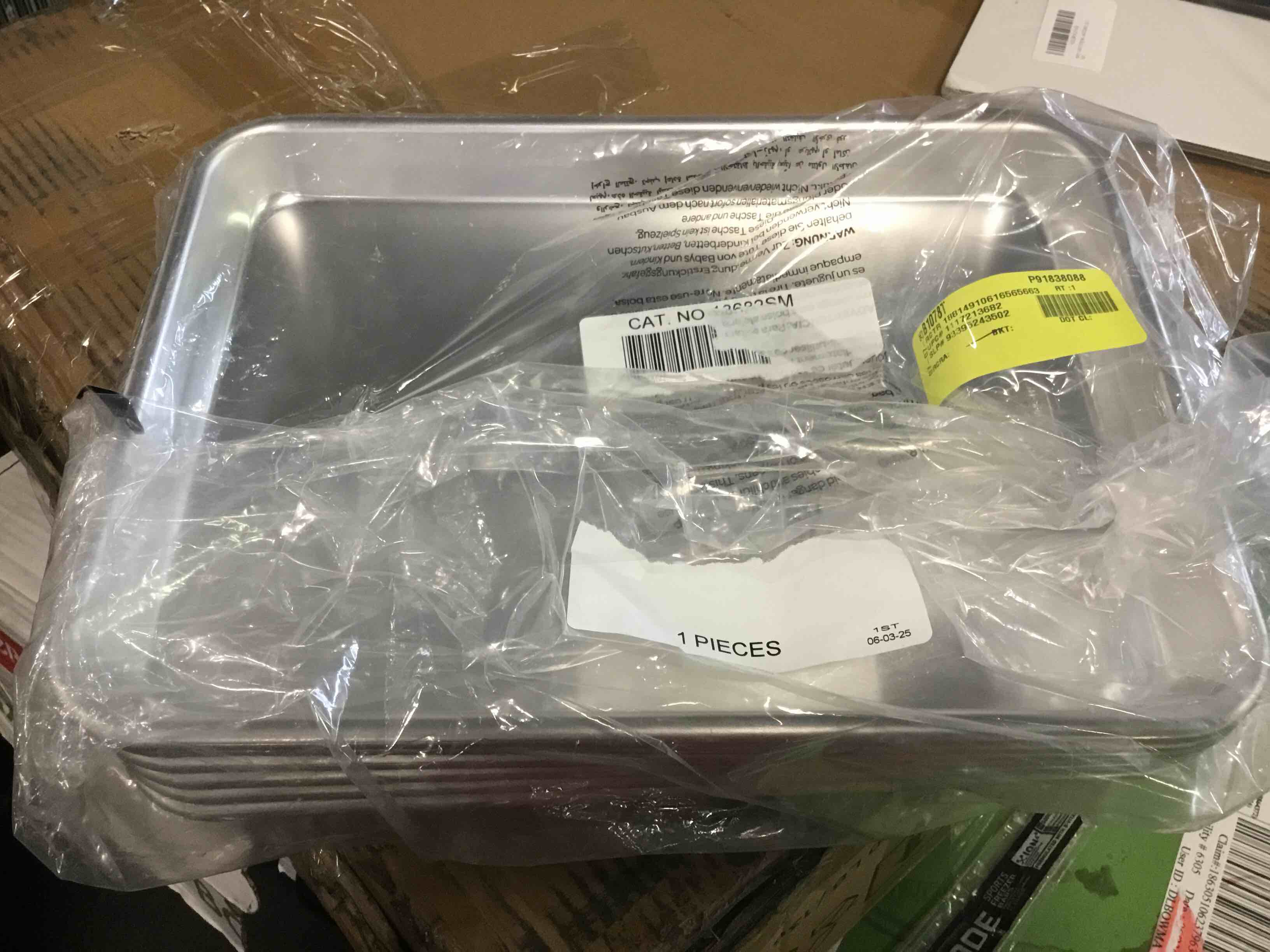 https://s3.amazonaws.com/lotting-images-prod/bidfta/GRA1479711_1752782168621.jpeg