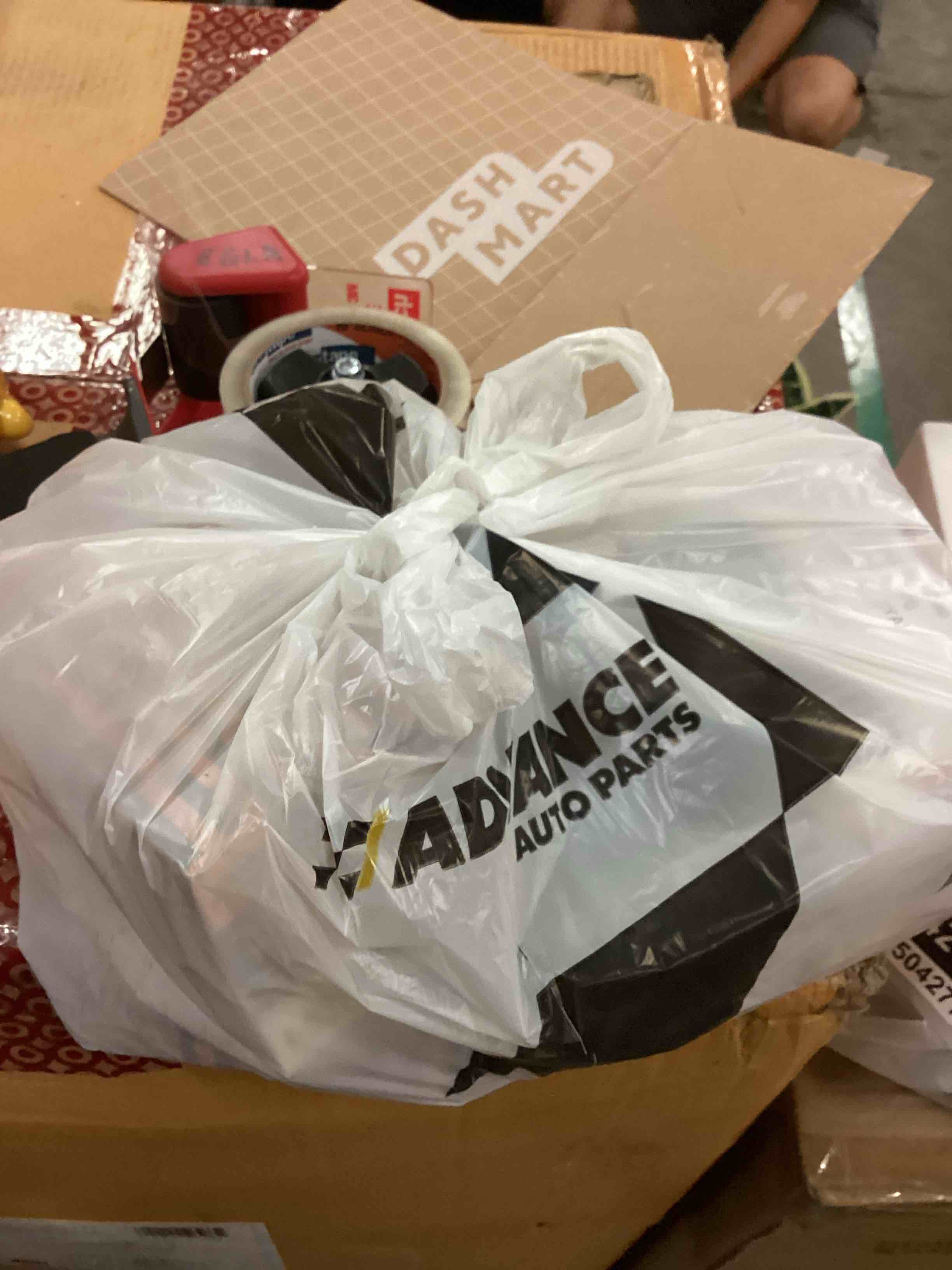 https://s3.amazonaws.com/lotting-images-prod/bidfta/GRA1504276_1749753051614.jpeg