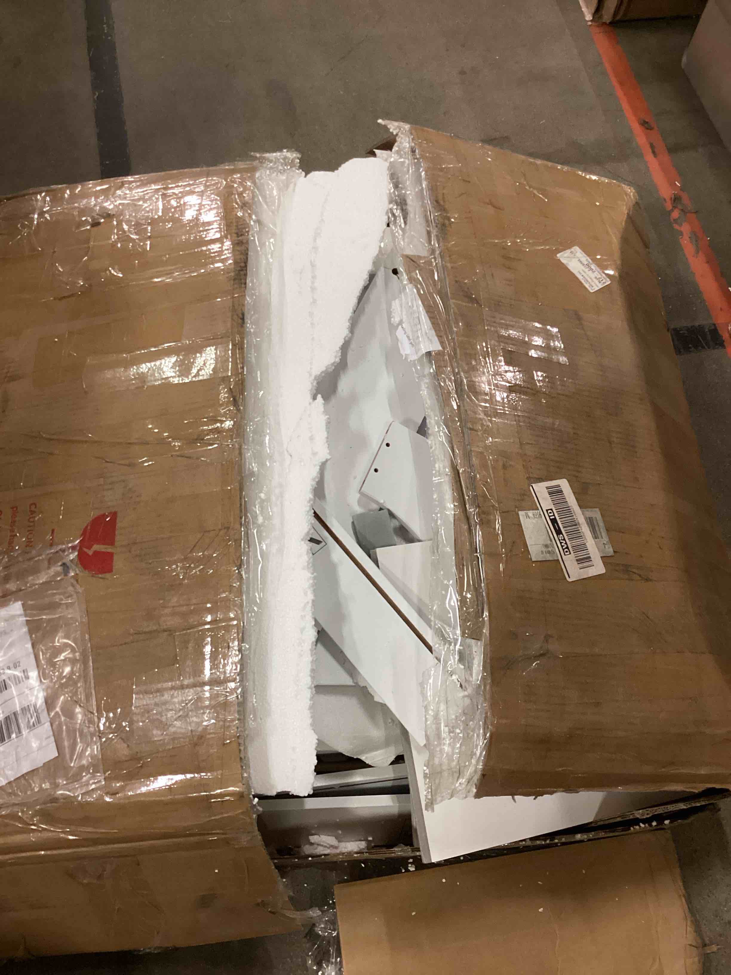 https://s3.amazonaws.com/lotting-images-prod/bidfta/GRA1504563_1750521849372.jpeg