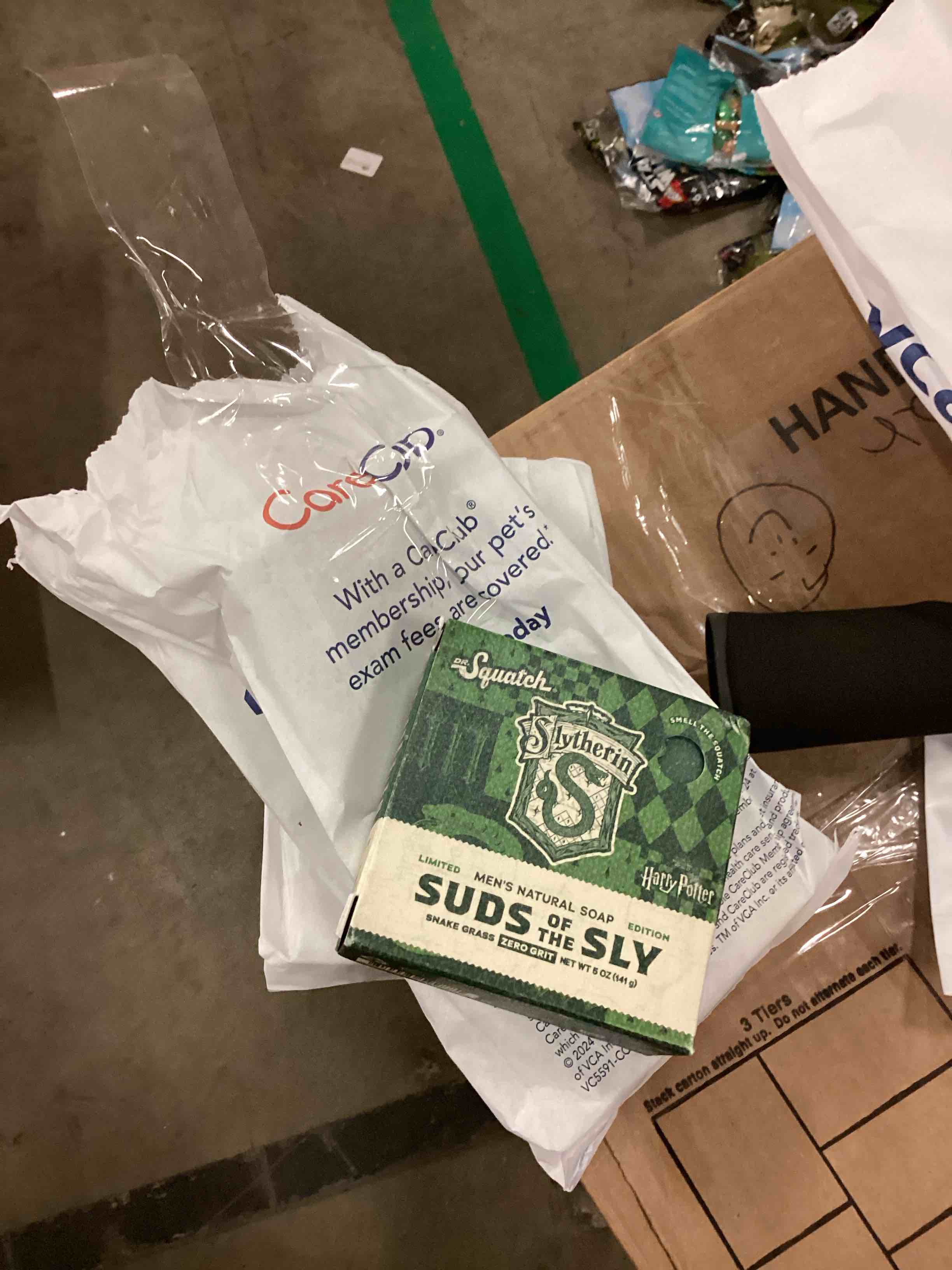 https://s3.amazonaws.com/lotting-images-prod/bidfta/GRA1504646_1750701551307.jpeg