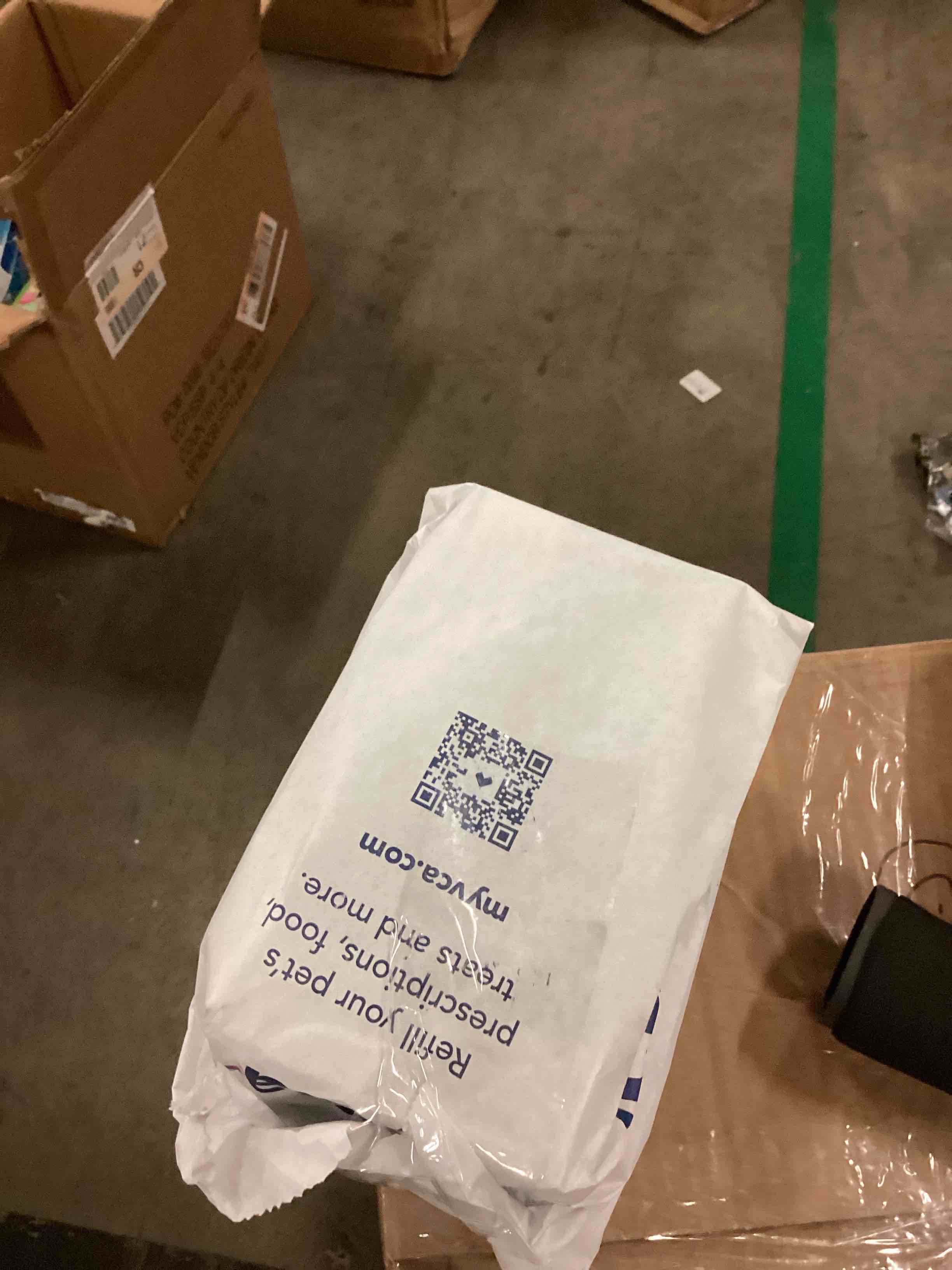 https://s3.amazonaws.com/lotting-images-prod/bidfta/GRA1504646_1750701569003.jpeg