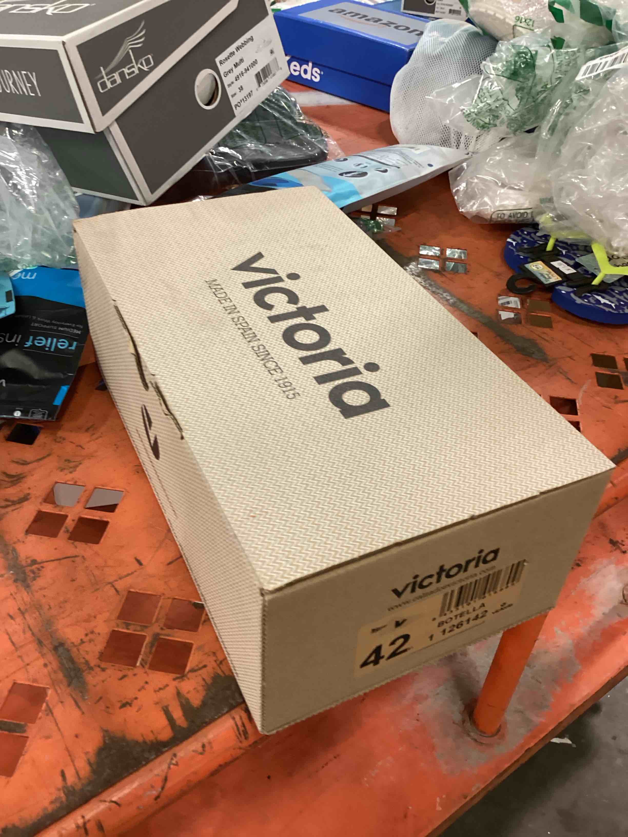 https://s3.amazonaws.com/lotting-images-prod/bidfta/GRA1504697_1750778758391.jpeg