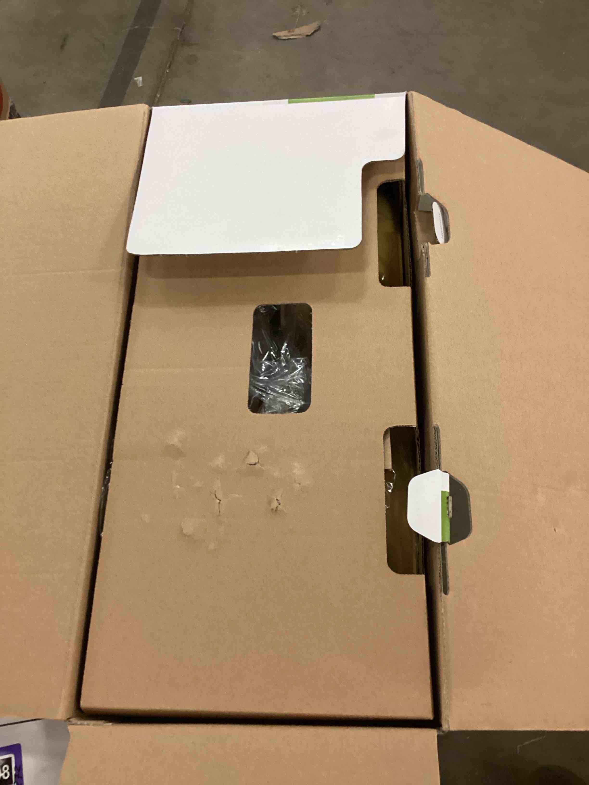https://s3.amazonaws.com/lotting-images-prod/bidfta/GRA1504890_1751299068932.jpeg
