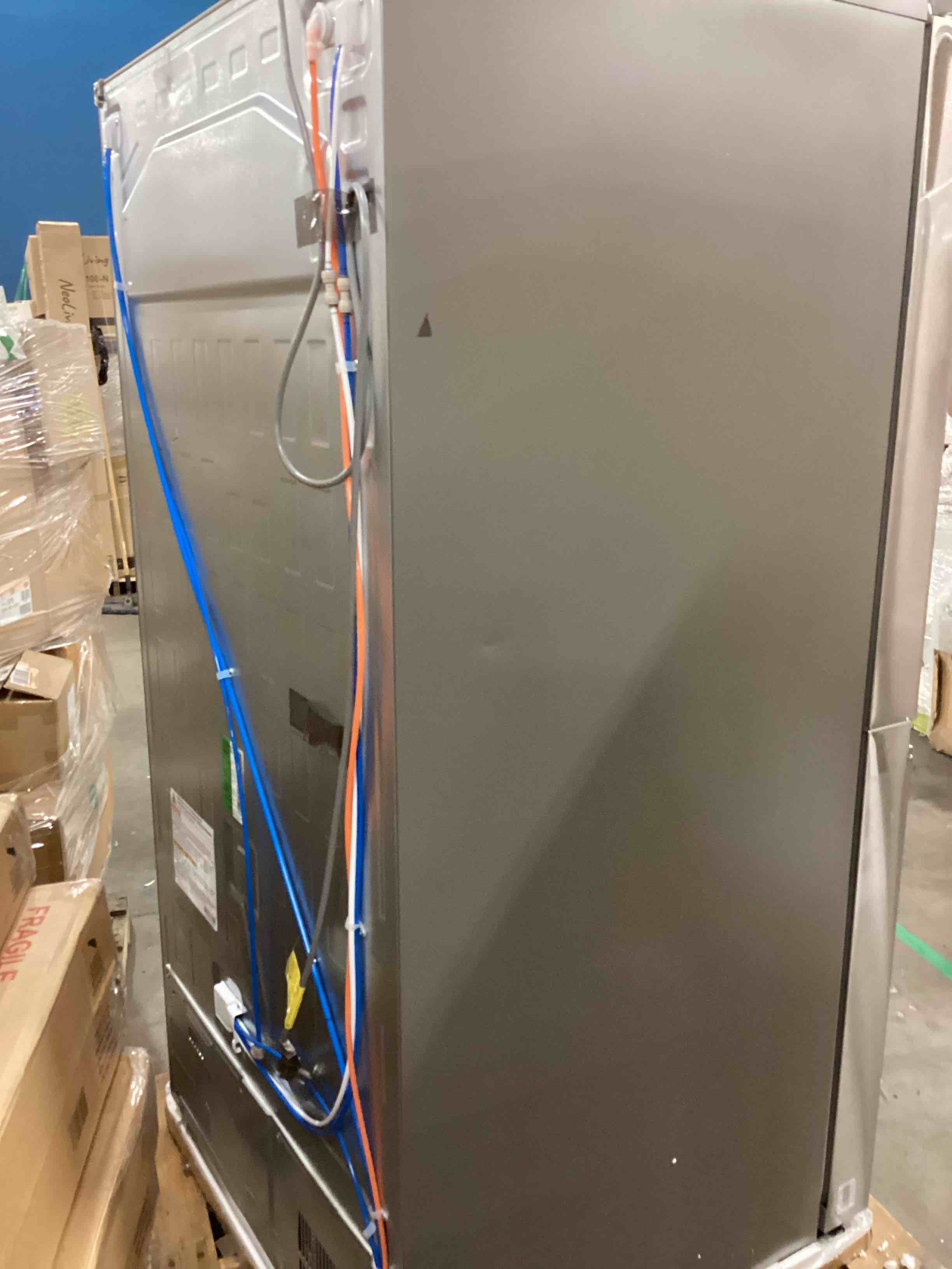 https://s3.amazonaws.com/lotting-images-prod/bidfta/GRA1504958_1751477548951.jpeg