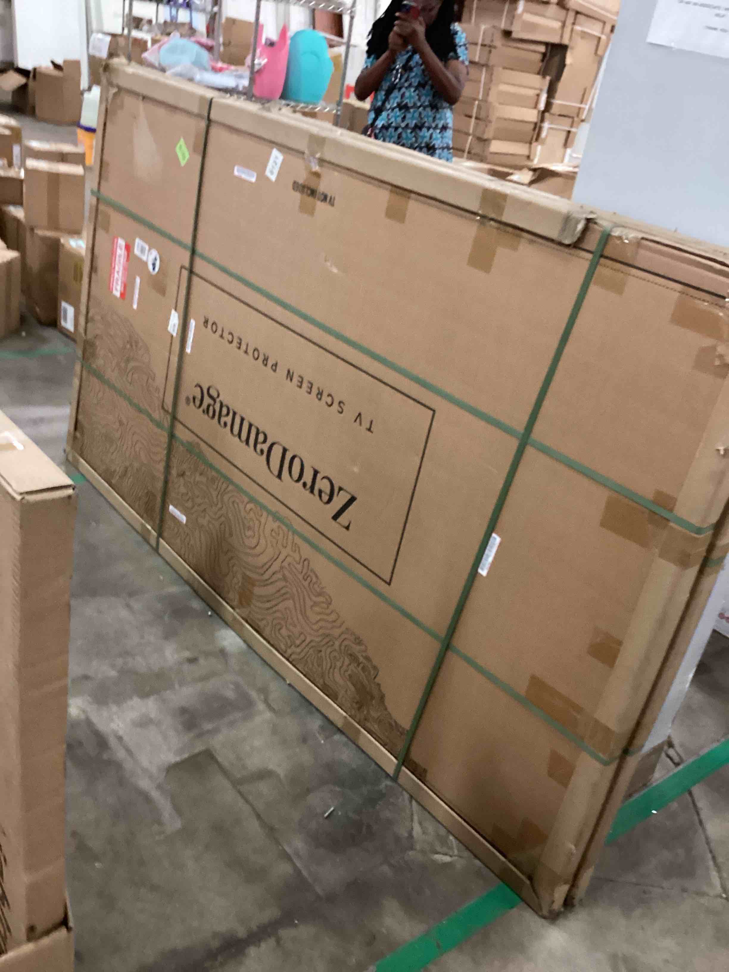 https://s3.amazonaws.com/lotting-images-prod/bidfta/GRA1505007_1751492194435.jpeg