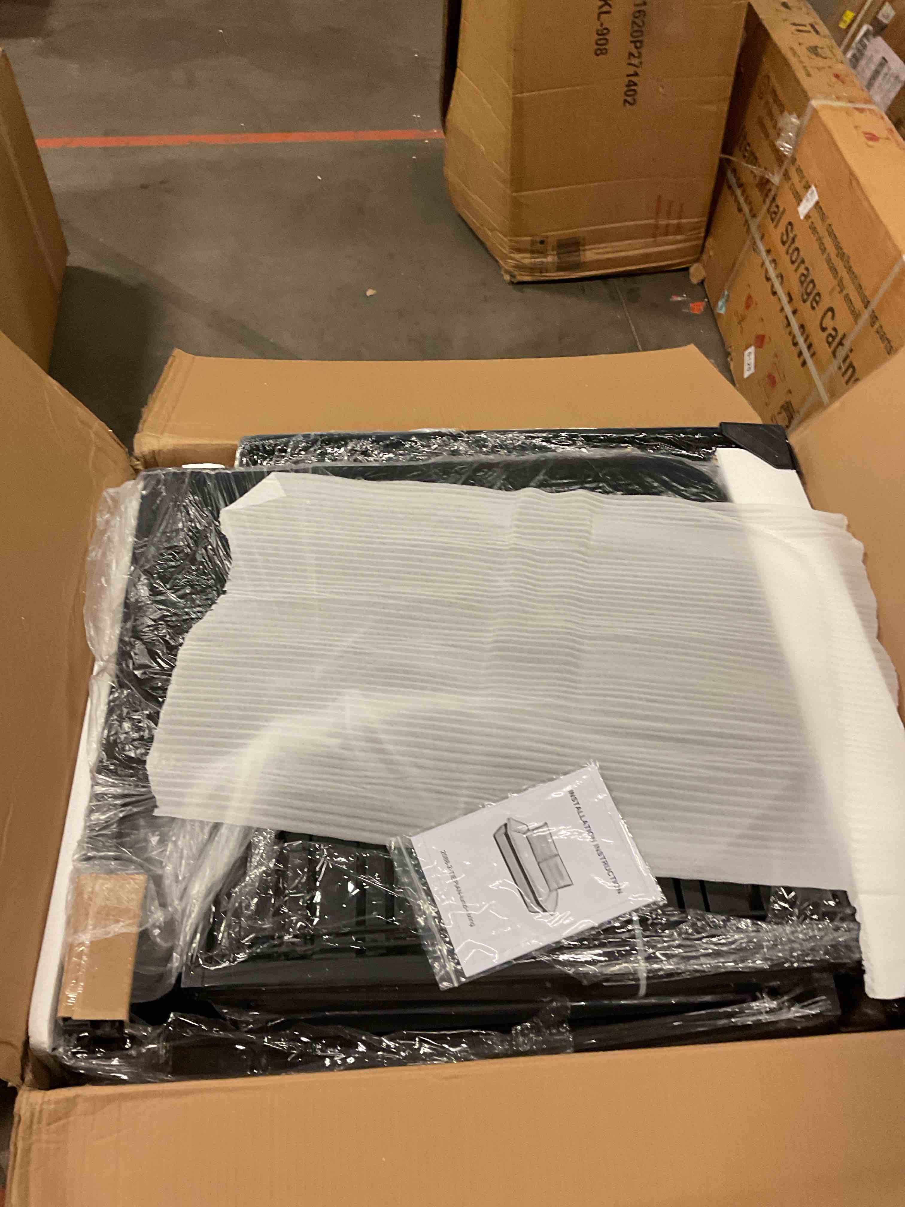 https://s3.amazonaws.com/lotting-images-prod/bidfta/GRA1505336_1753111021284.jpeg