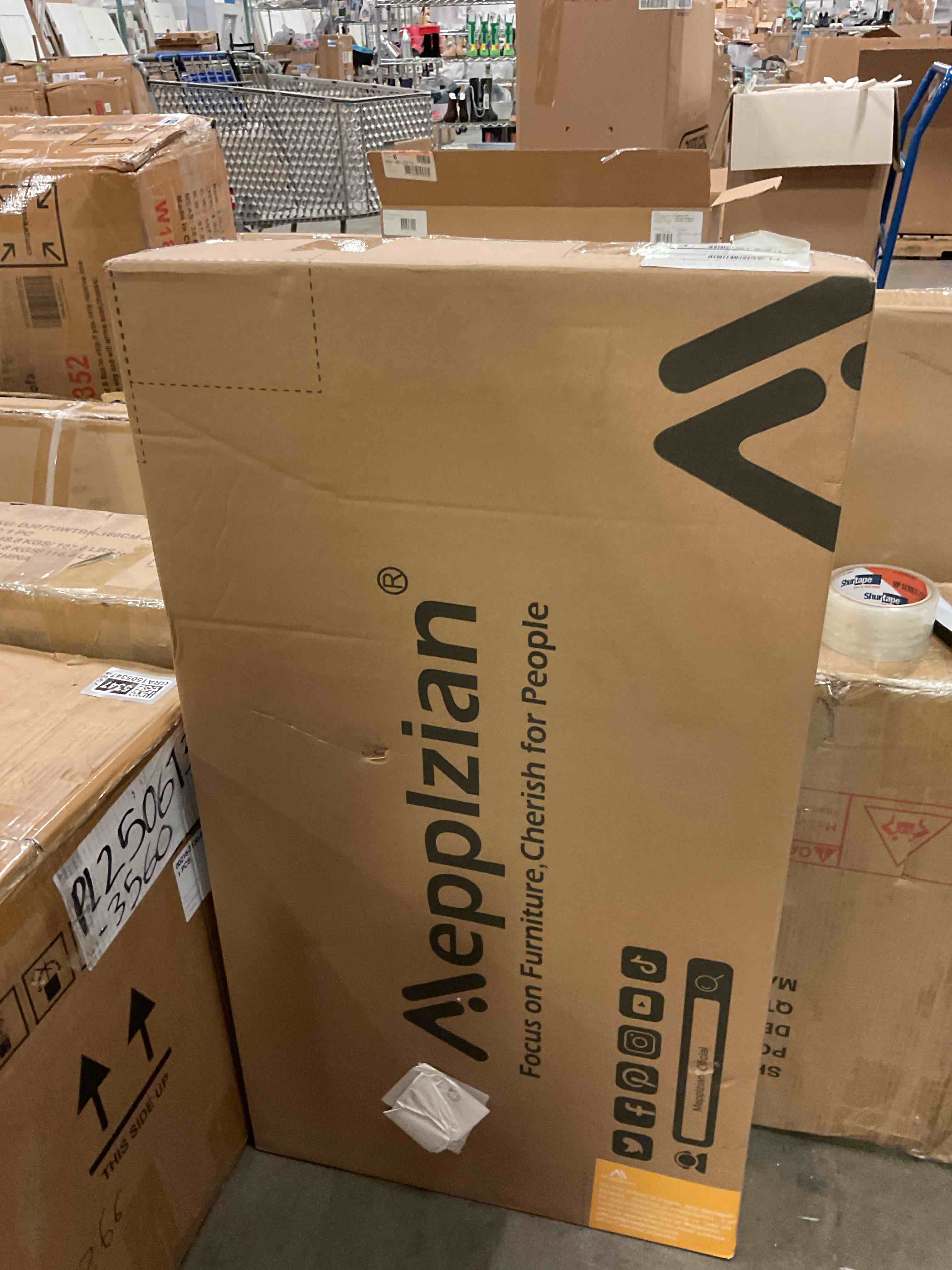 https://s3.amazonaws.com/lotting-images-prod/bidfta/GRA1505348_1753115585784.jpeg