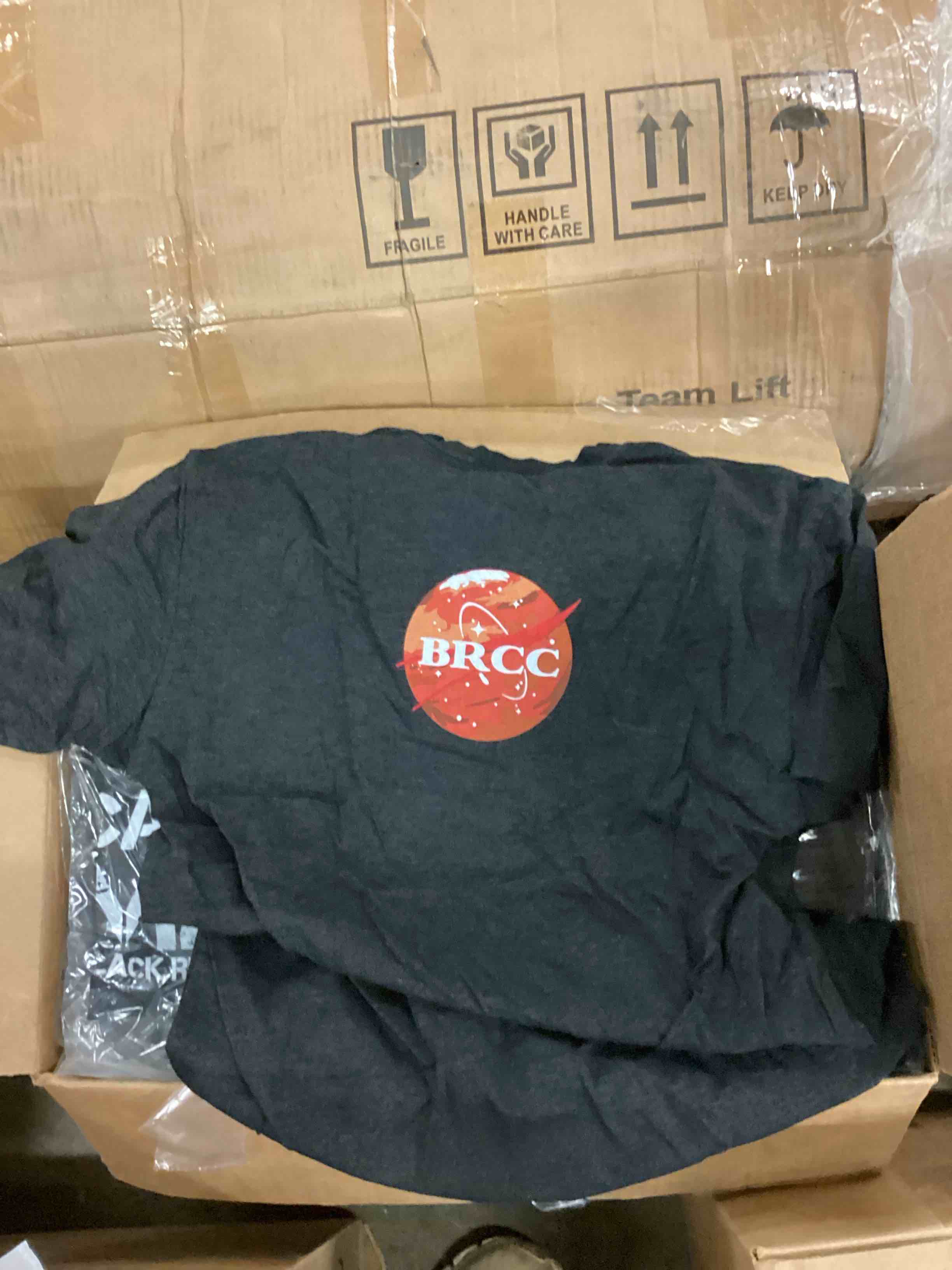 https://s3.amazonaws.com/lotting-images-prod/bidfta/GRA1505502_1754320620377.jpeg