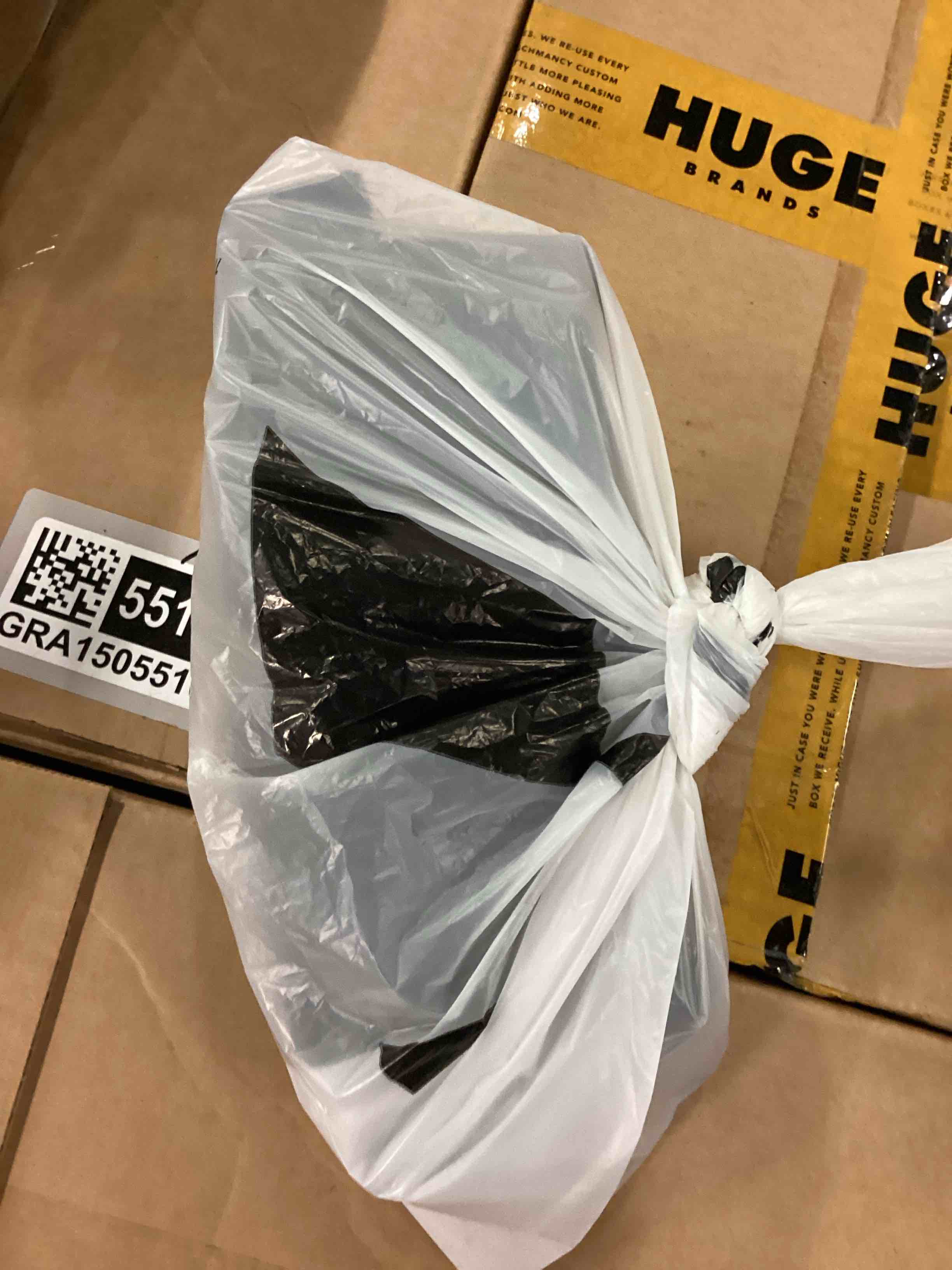 https://s3.amazonaws.com/lotting-images-prod/bidfta/GRA1505539_1754342562960.jpeg
