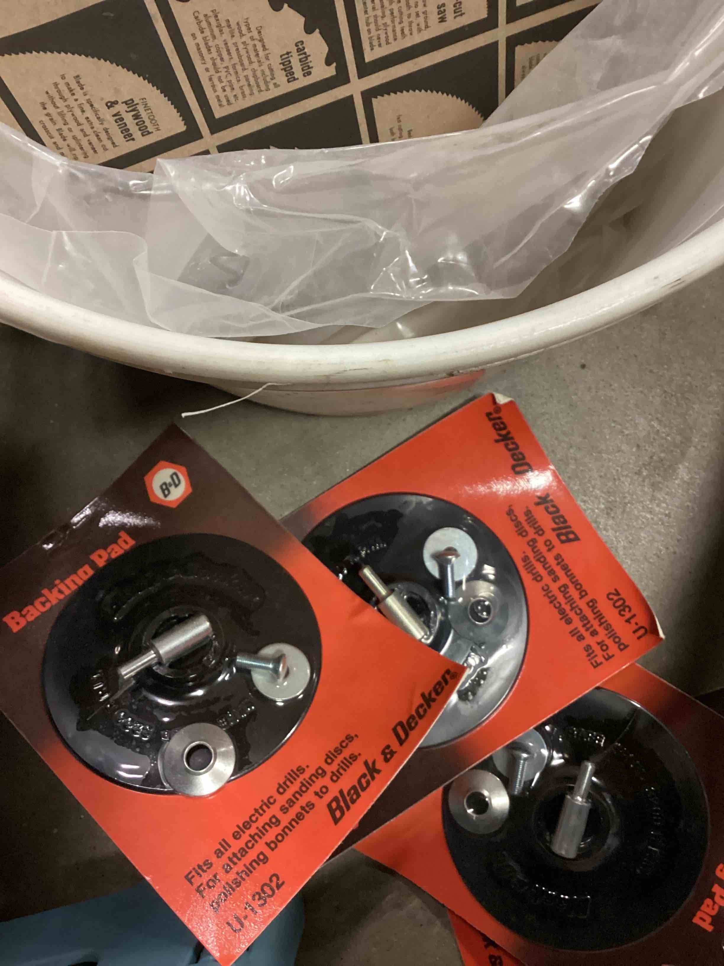 https://s3.amazonaws.com/lotting-images-prod/bidfta/GRA1505562_1754492347453.jpeg