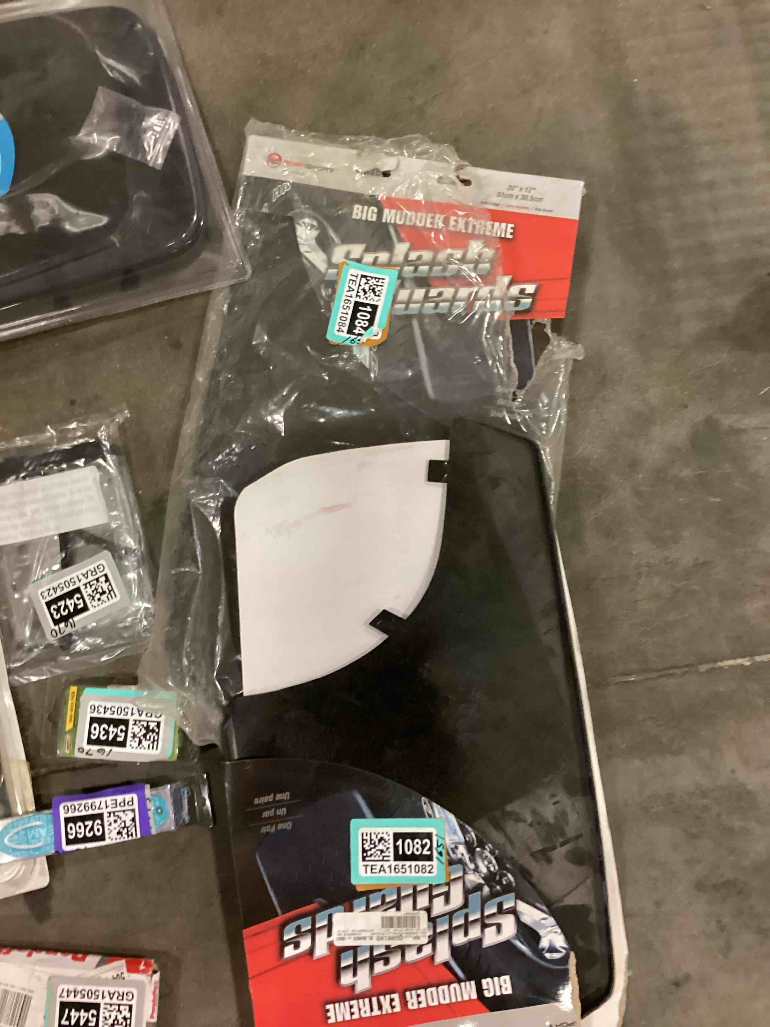 https://s3.amazonaws.com/lotting-images-prod/bidfta/GRA1505659_1754665037320.jpeg
