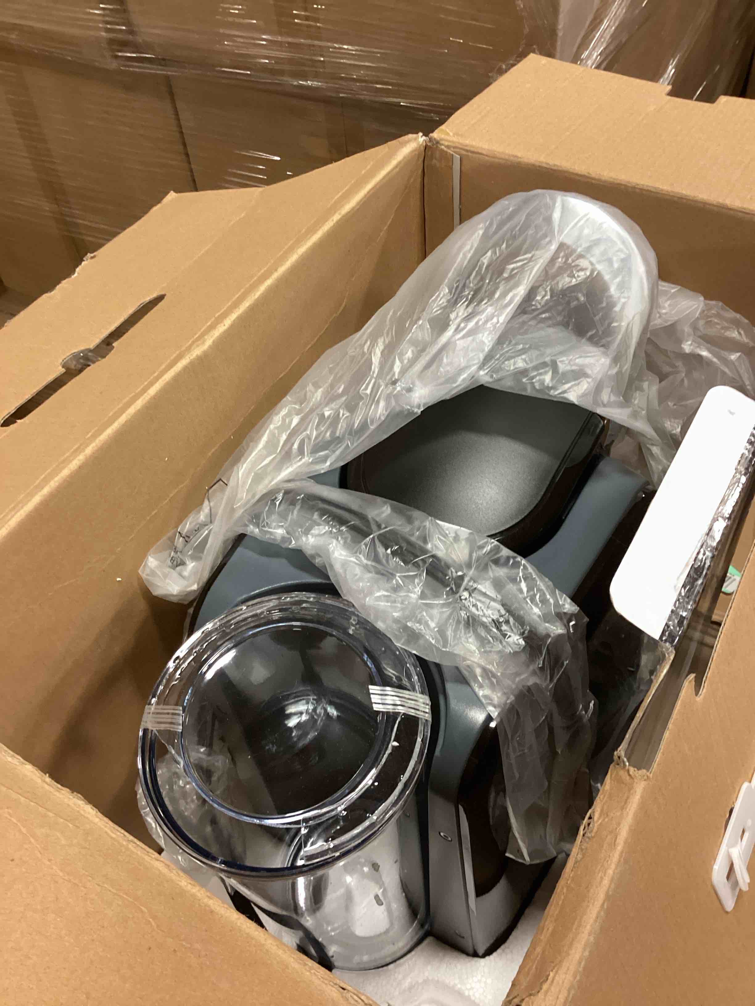 https://s3.amazonaws.com/lotting-images-prod/bidfta/GRA1505680_1754675310696.jpeg