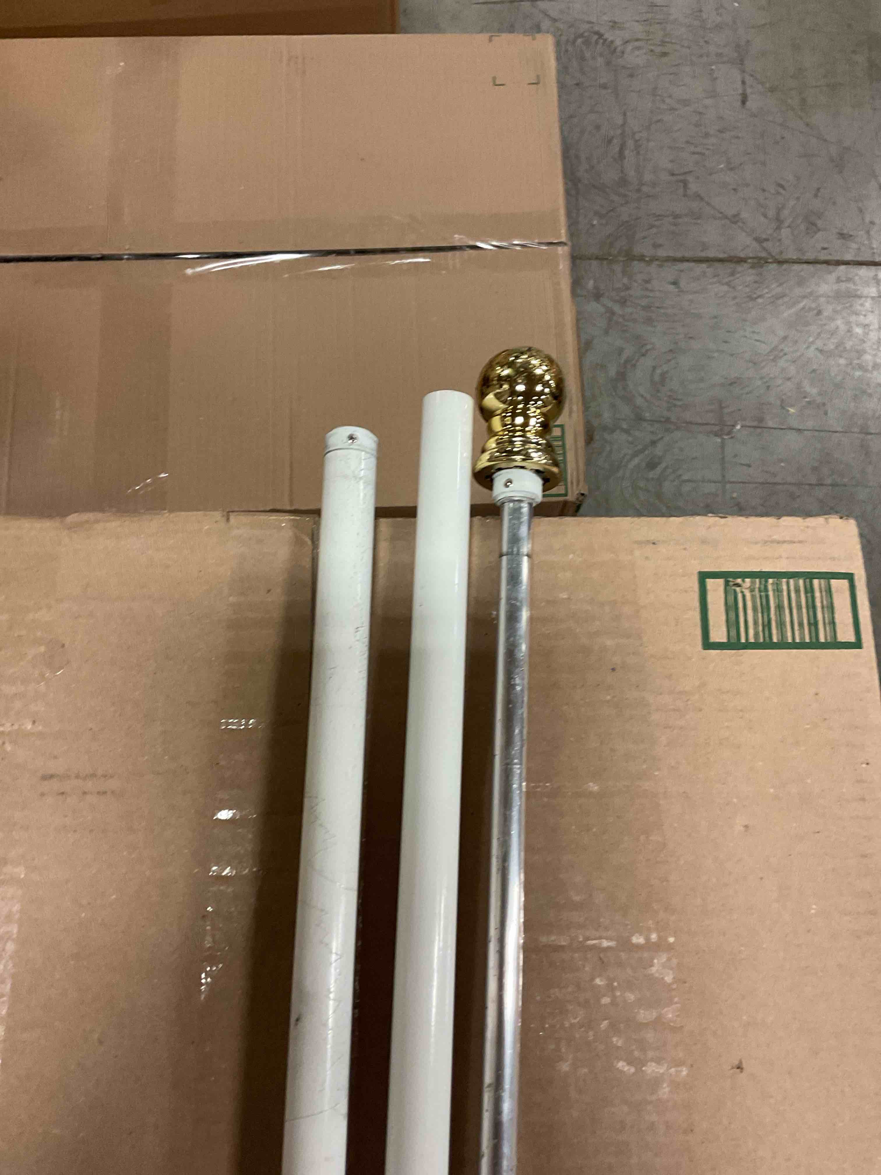 https://s3.amazonaws.com/lotting-images-prod/bidfta/GRA1505726_1754921564047.jpeg