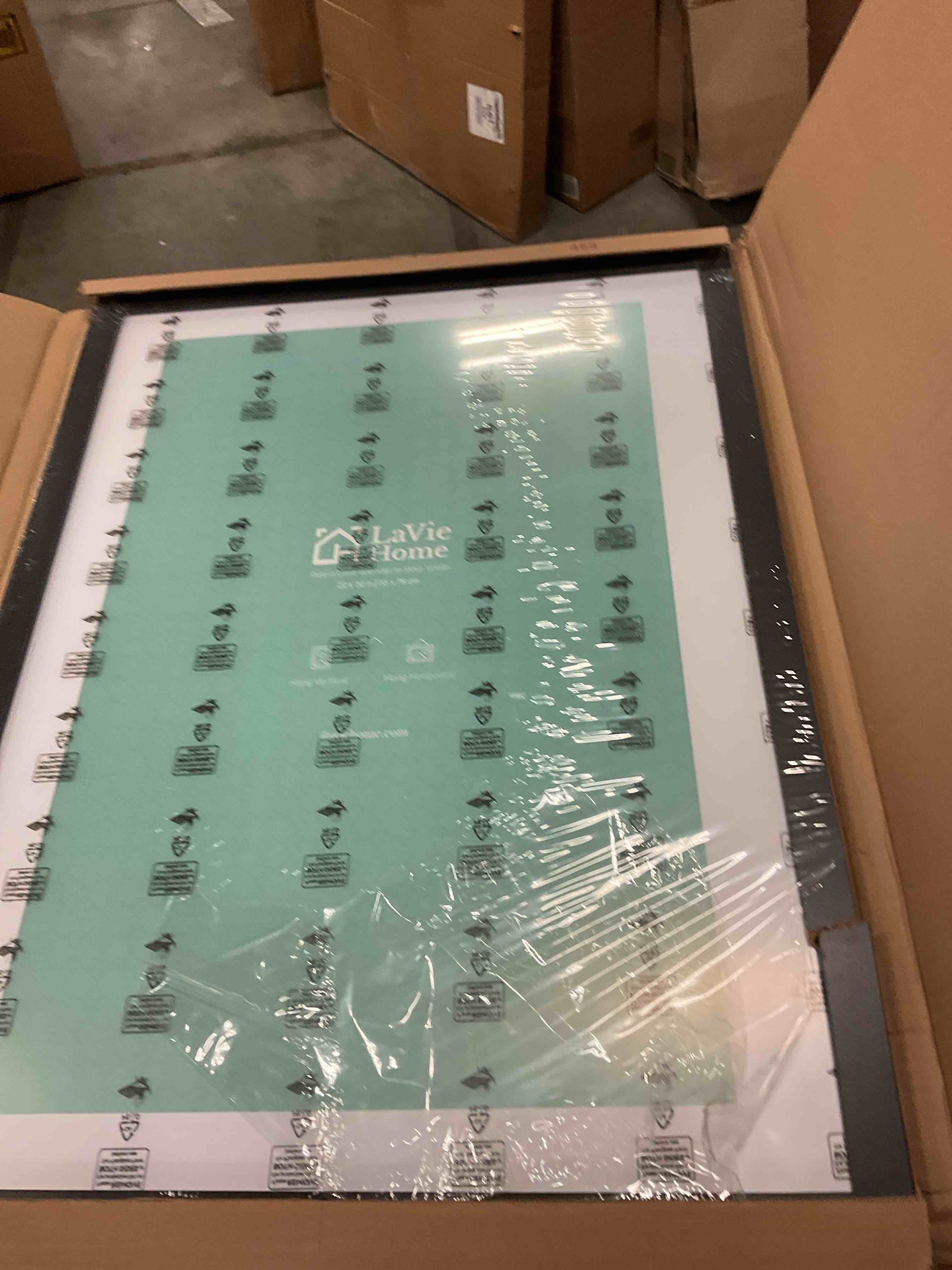 https://s3.amazonaws.com/lotting-images-prod/bidfta/GRA1505736_1754924832372.jpeg