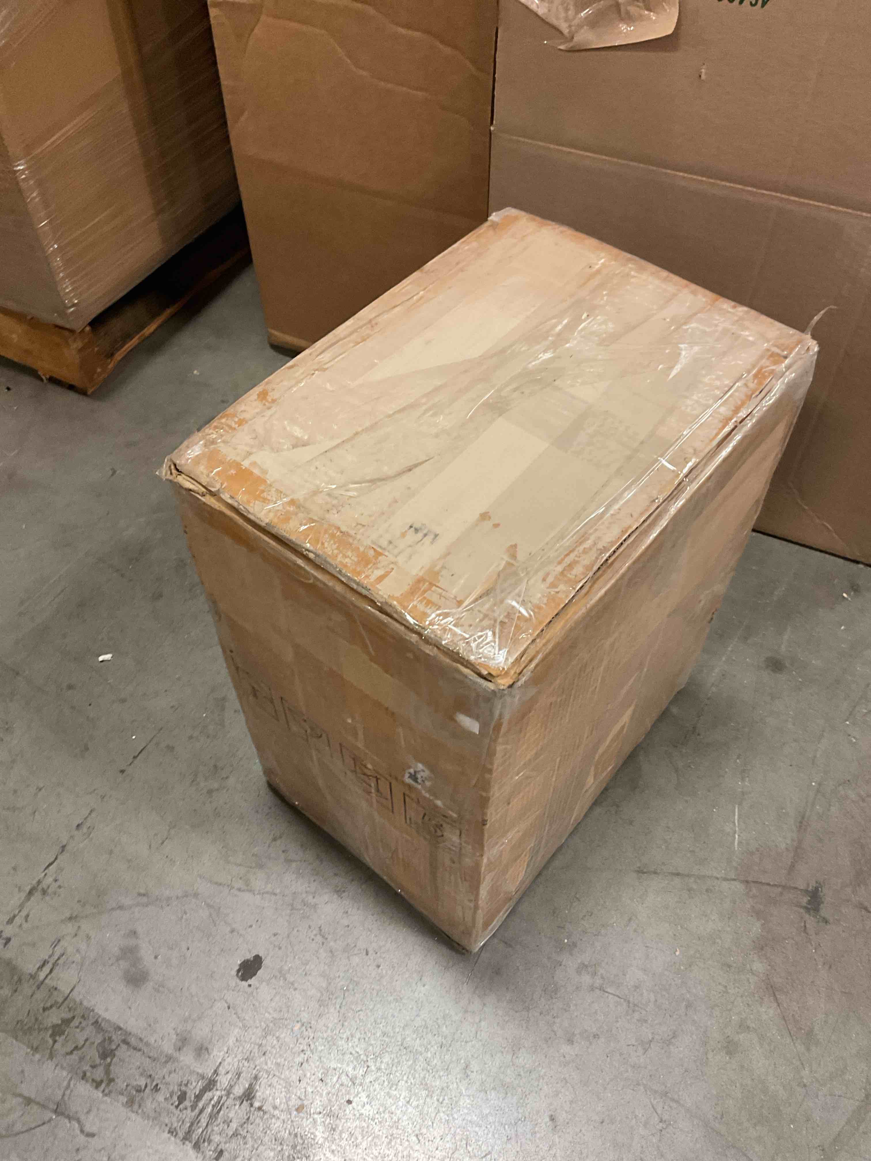https://s3.amazonaws.com/lotting-images-prod/bidfta/GRA1505738_1754925355821.jpeg