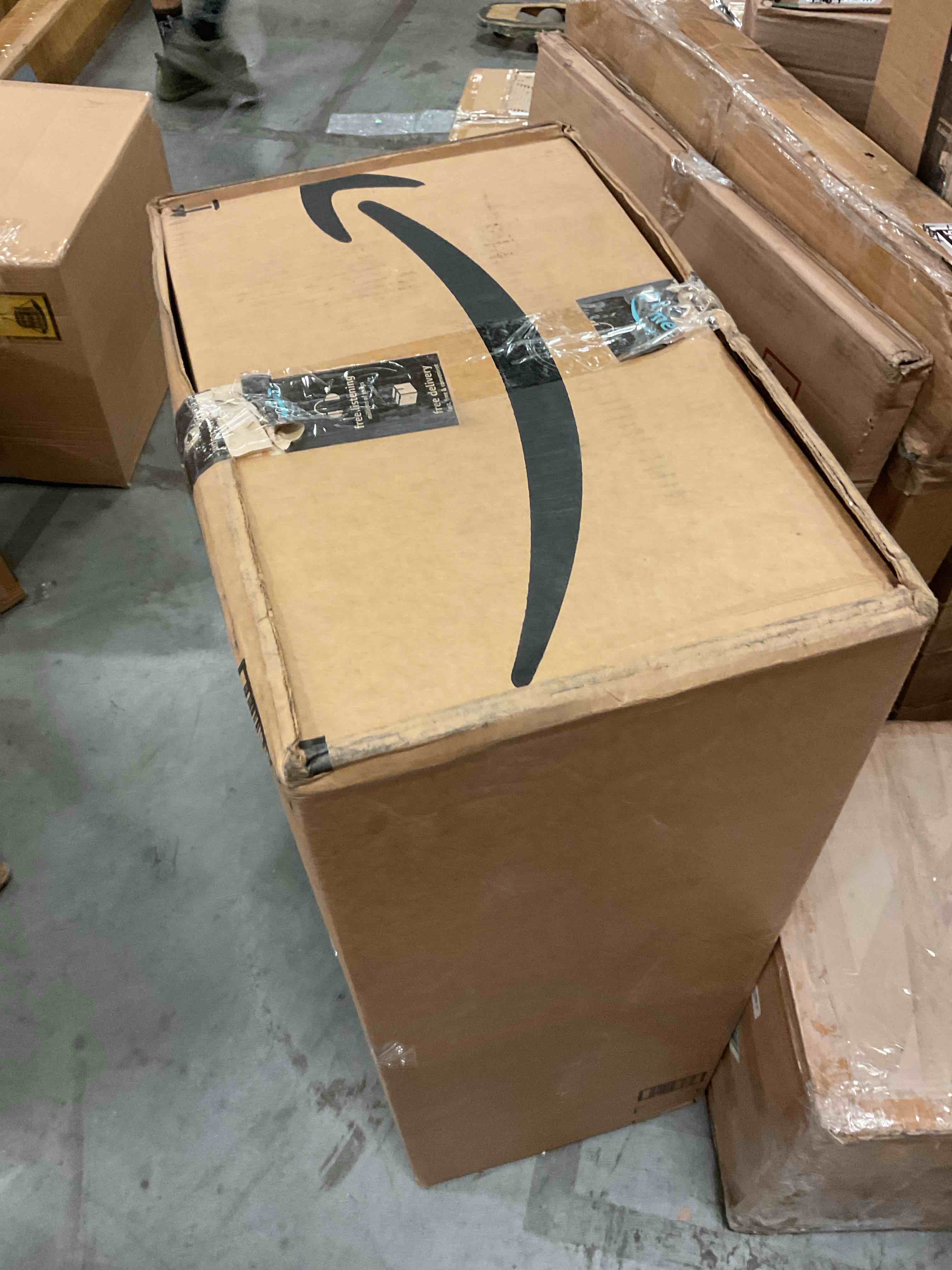 https://s3.amazonaws.com/lotting-images-prod/bidfta/GRA1505740_1754925735464.jpeg