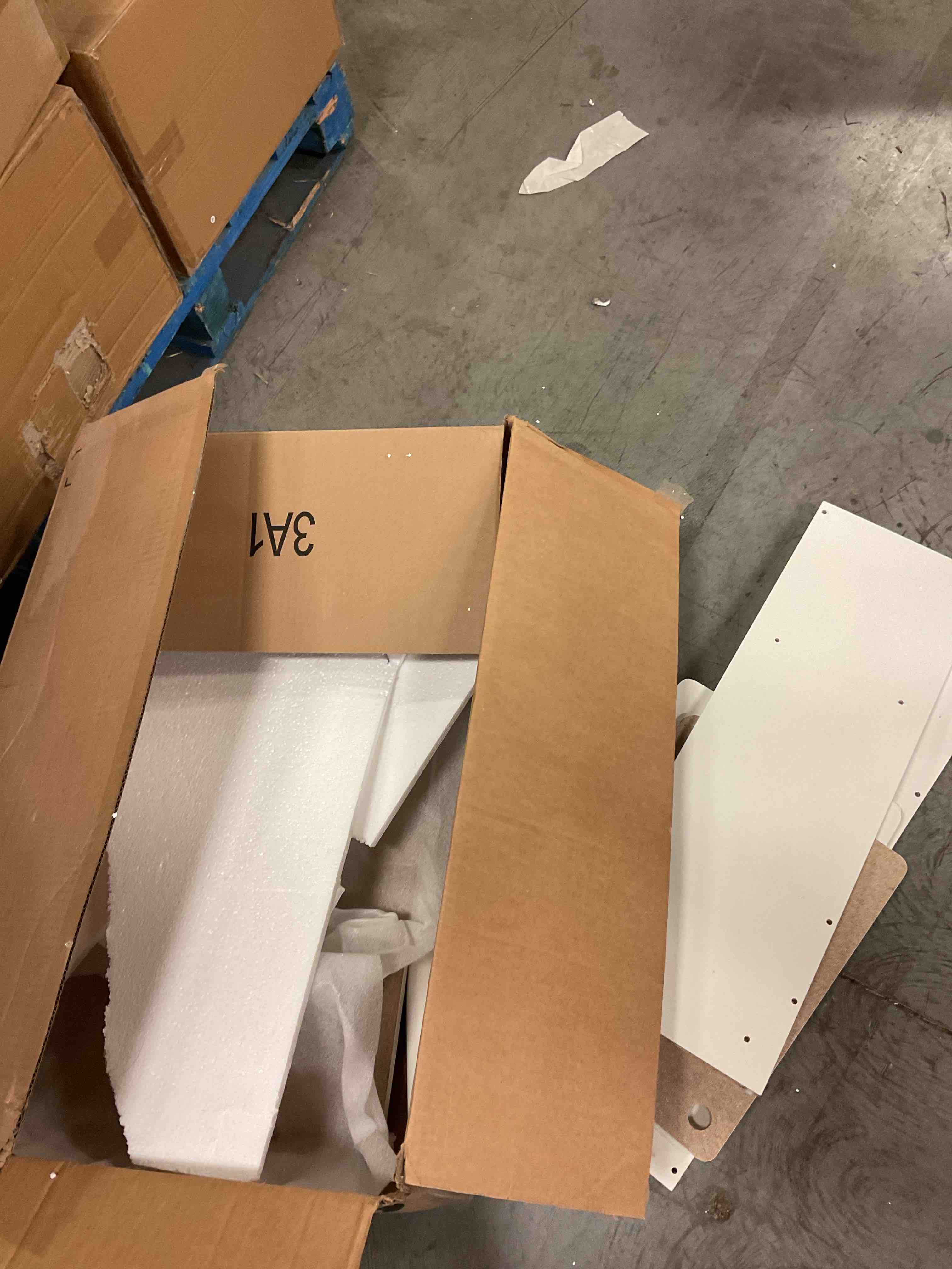 https://s3.amazonaws.com/lotting-images-prod/bidfta/GRA1505741_1754926018508.jpeg