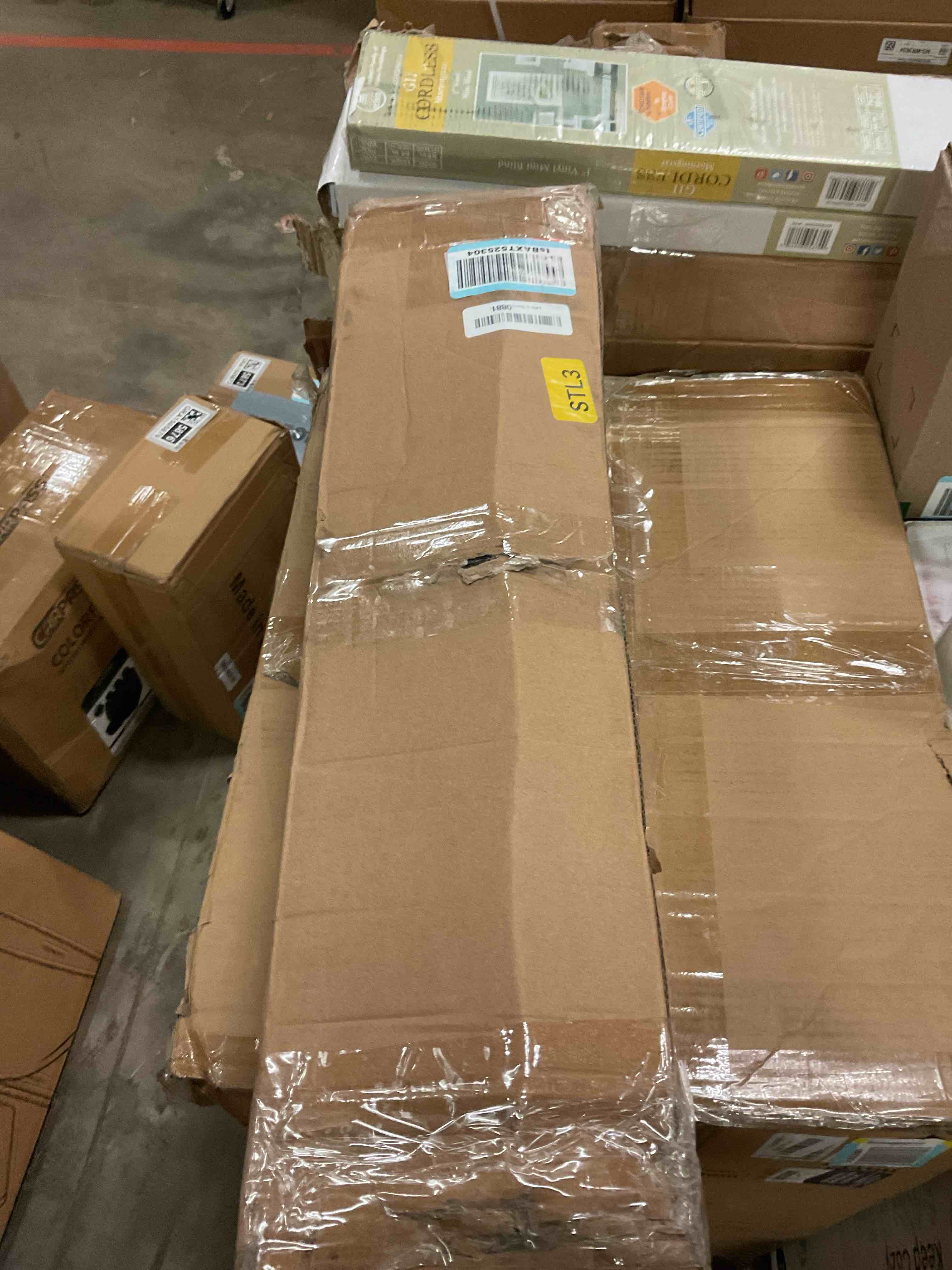 https://s3.amazonaws.com/lotting-images-prod/bidfta/GRA1505877_1755267184479.jpeg