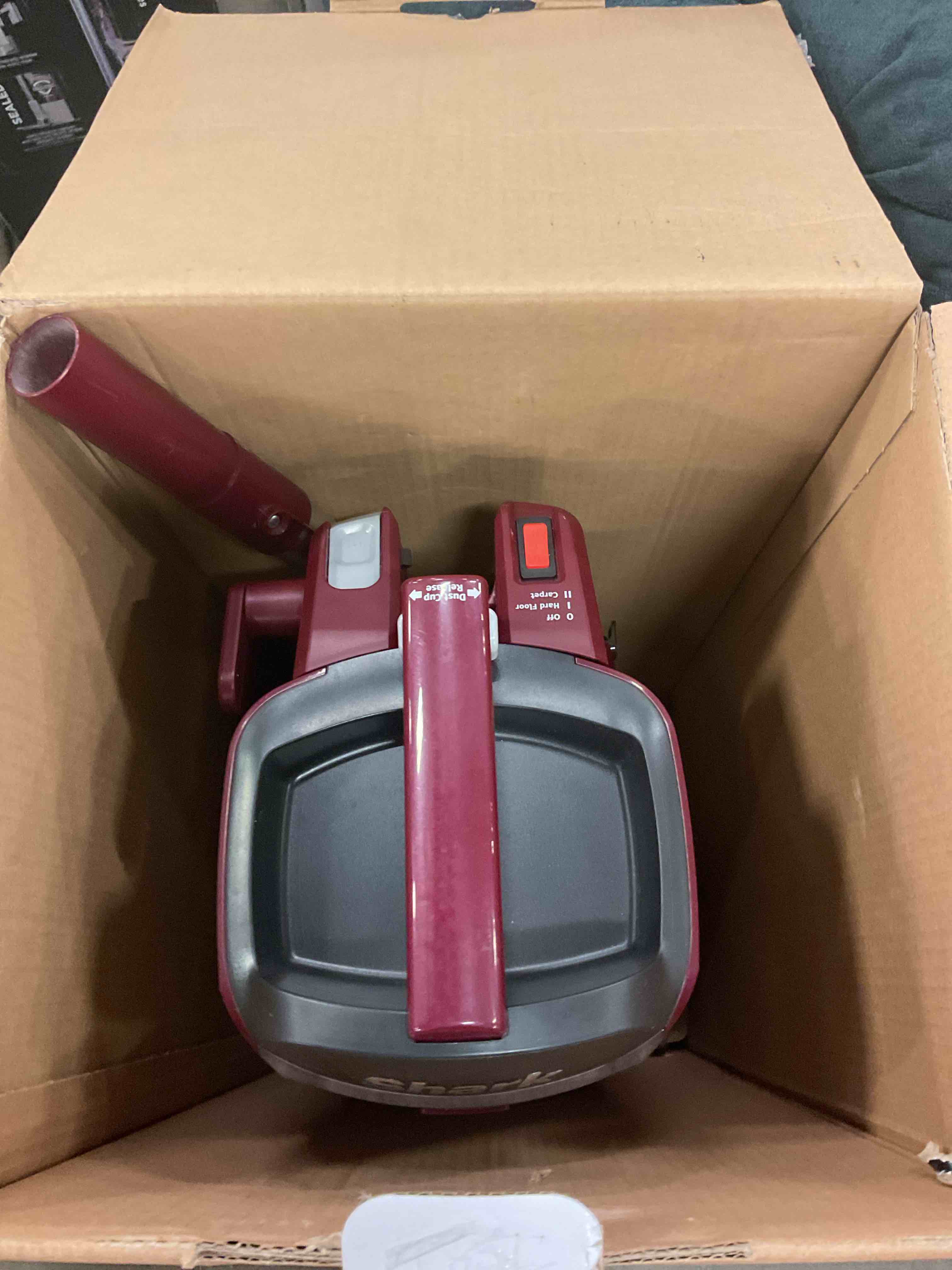 https://s3.amazonaws.com/lotting-images-prod/bidfta/GRA1506167_1755615815267.jpeg