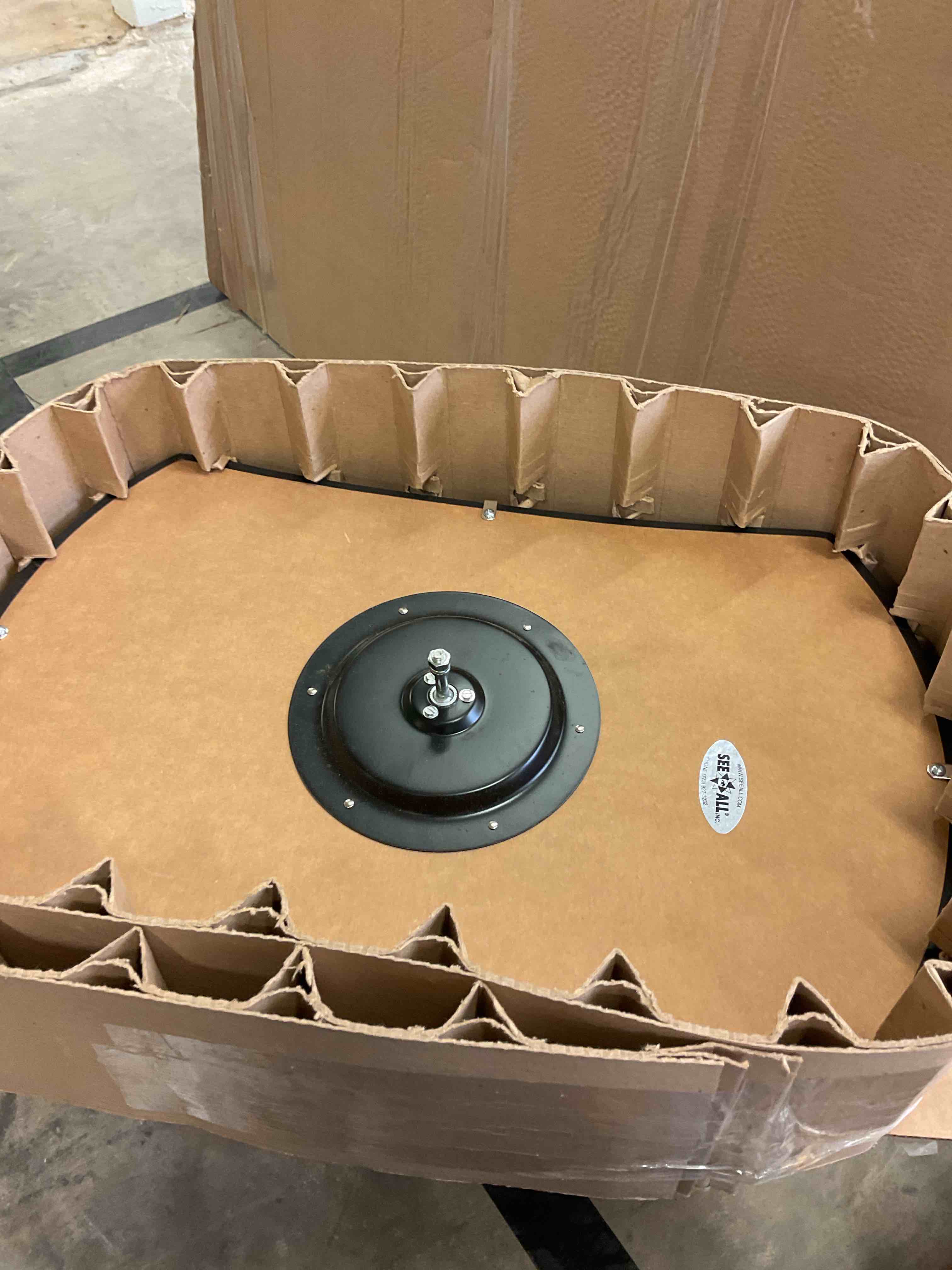 https://s3.amazonaws.com/lotting-images-prod/bidfta/GRA1506620_1756914739530.jpeg