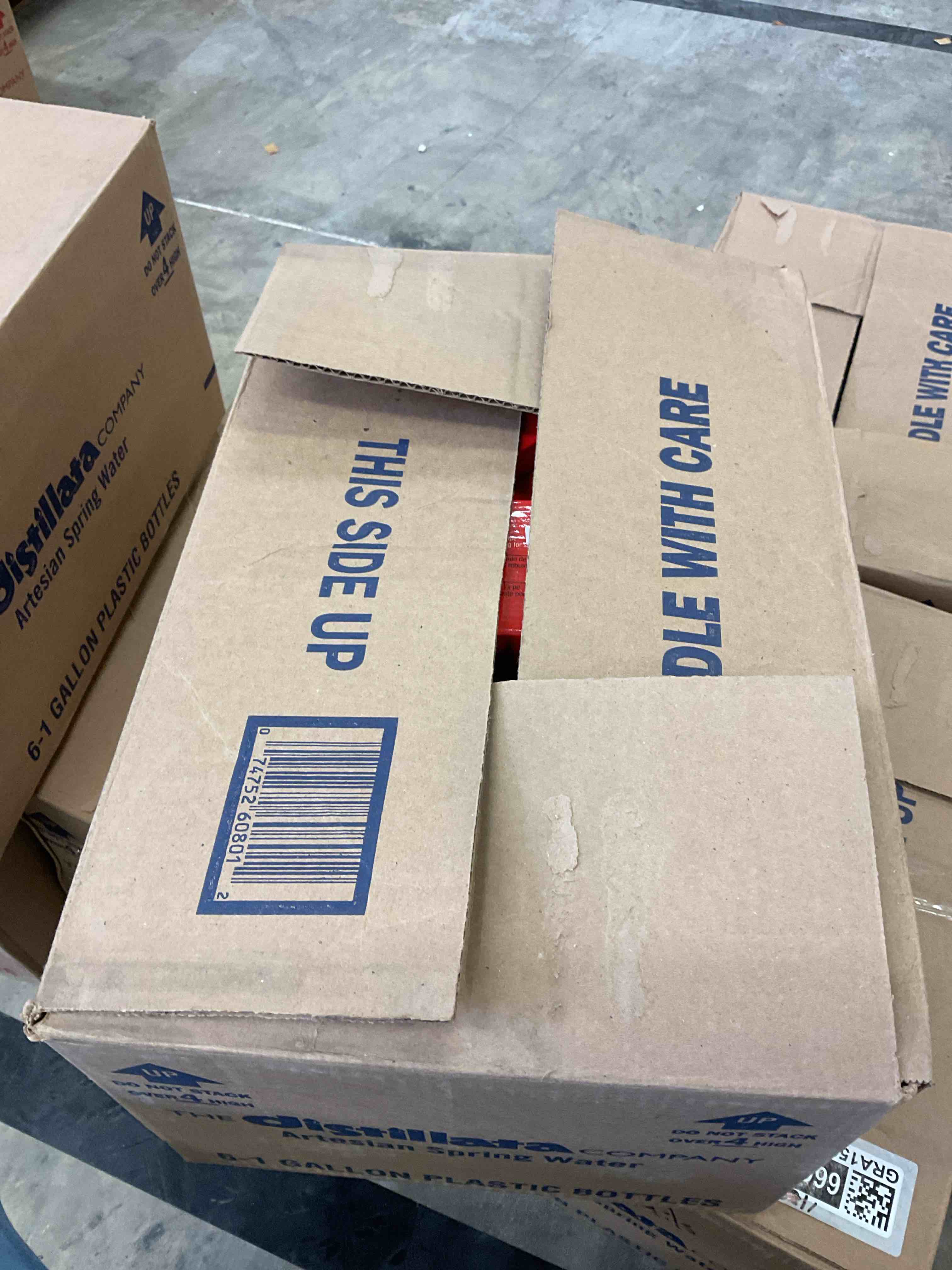 https://s3.amazonaws.com/lotting-images-prod/bidfta/GRA1506668_1756924407773.jpeg