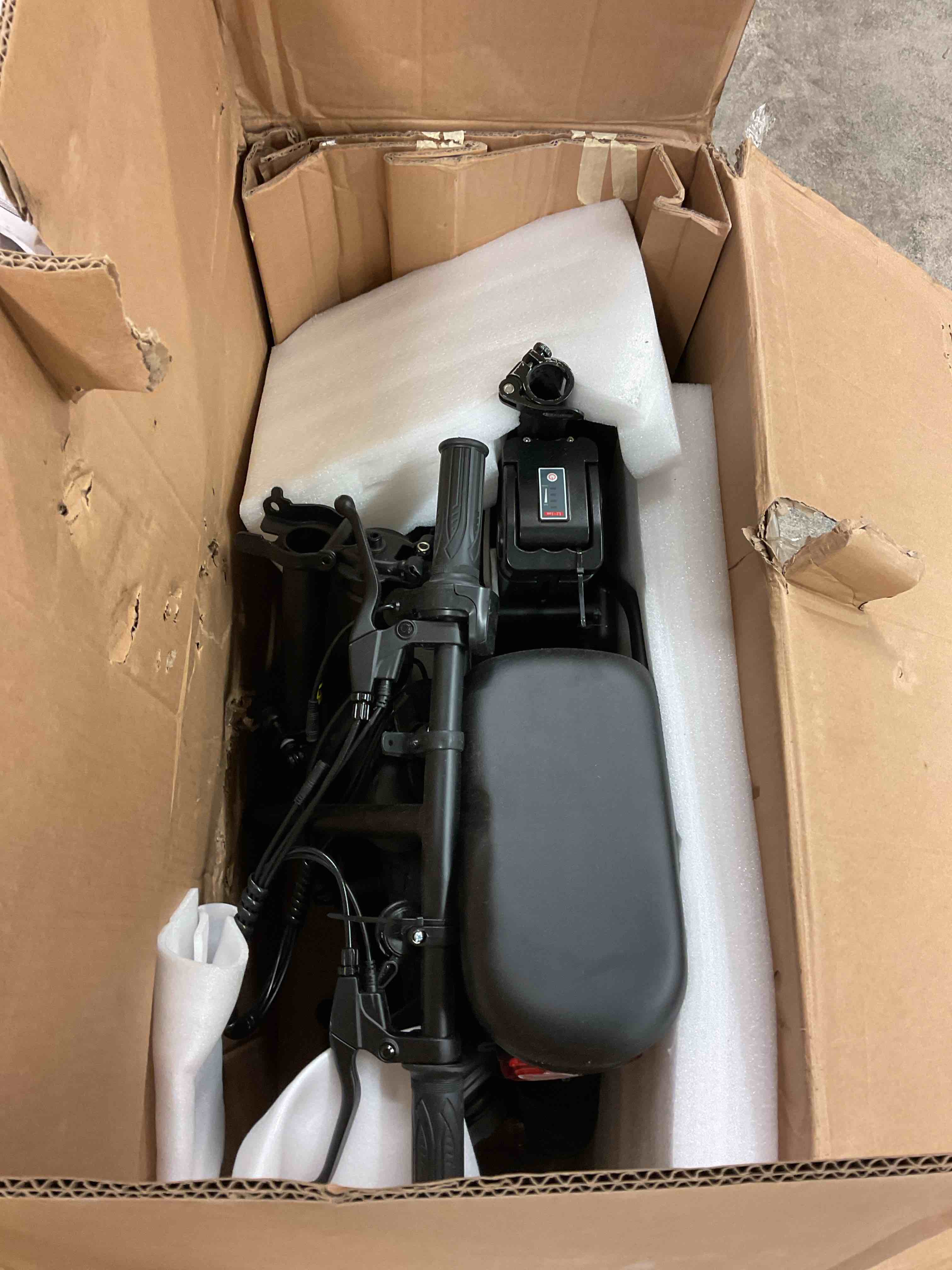 https://s3.amazonaws.com/lotting-images-prod/bidfta/GRA1506761_1757968240946.jpeg