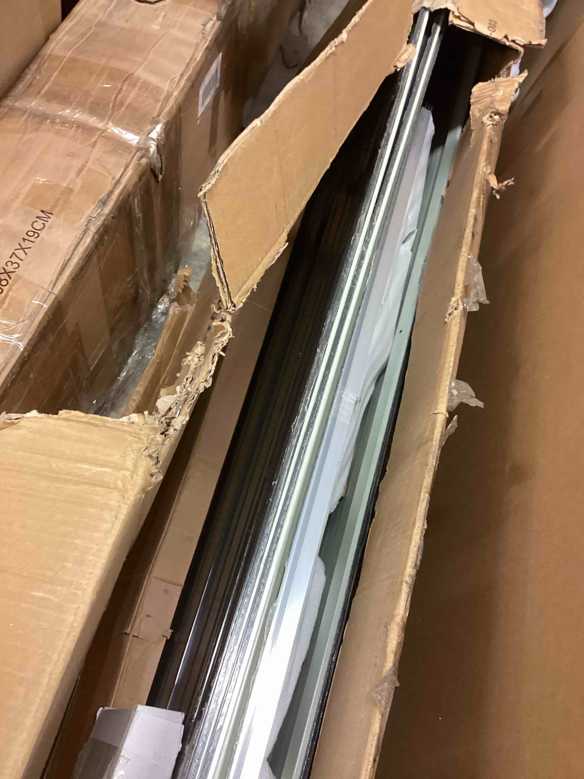 https://s3.amazonaws.com/lotting-images-prod/bidfta/GRA1506924_1760536507411.jpeg