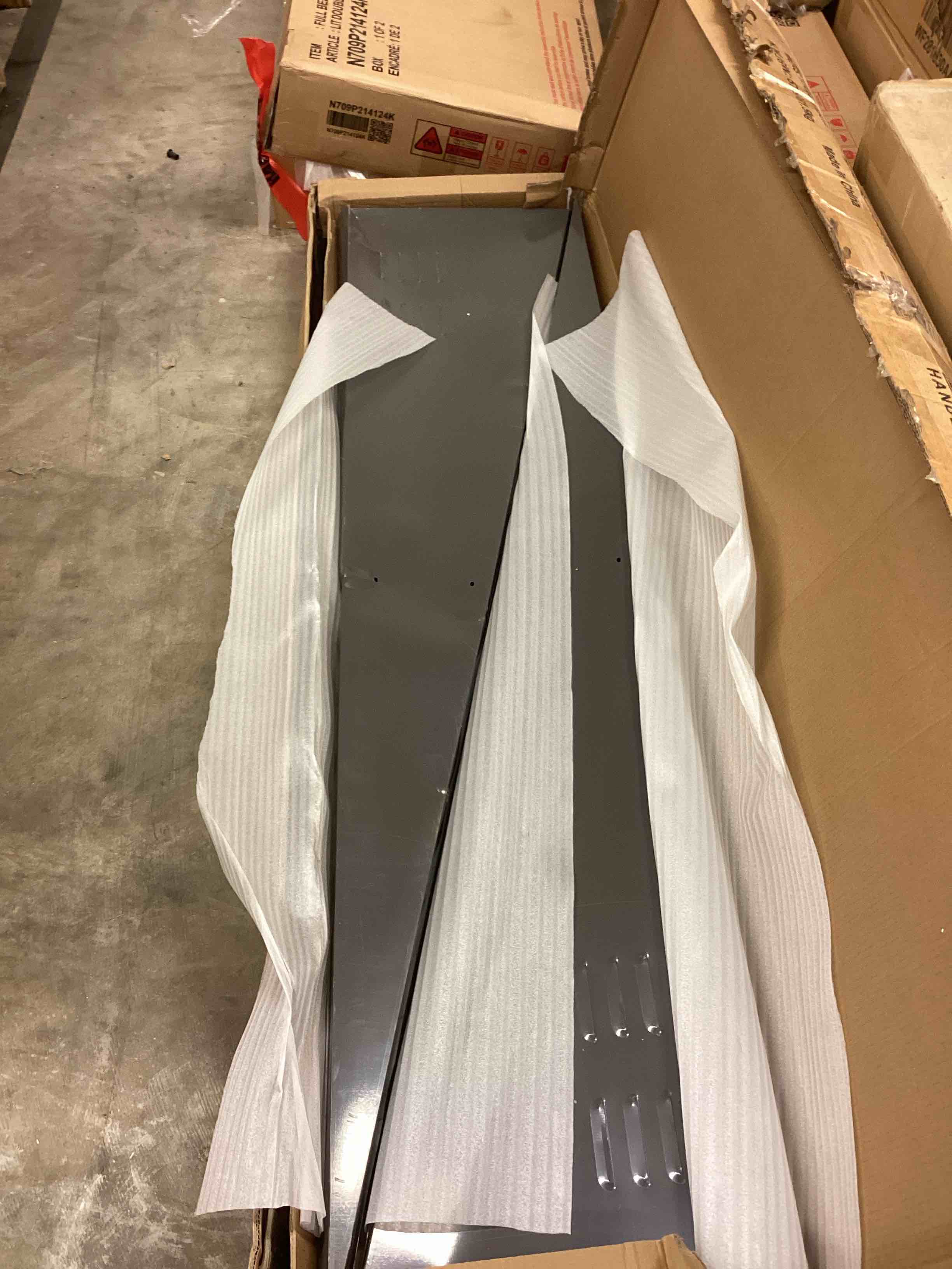 https://s3.amazonaws.com/lotting-images-prod/bidfta/GRA1506943_1760470295357.jpeg