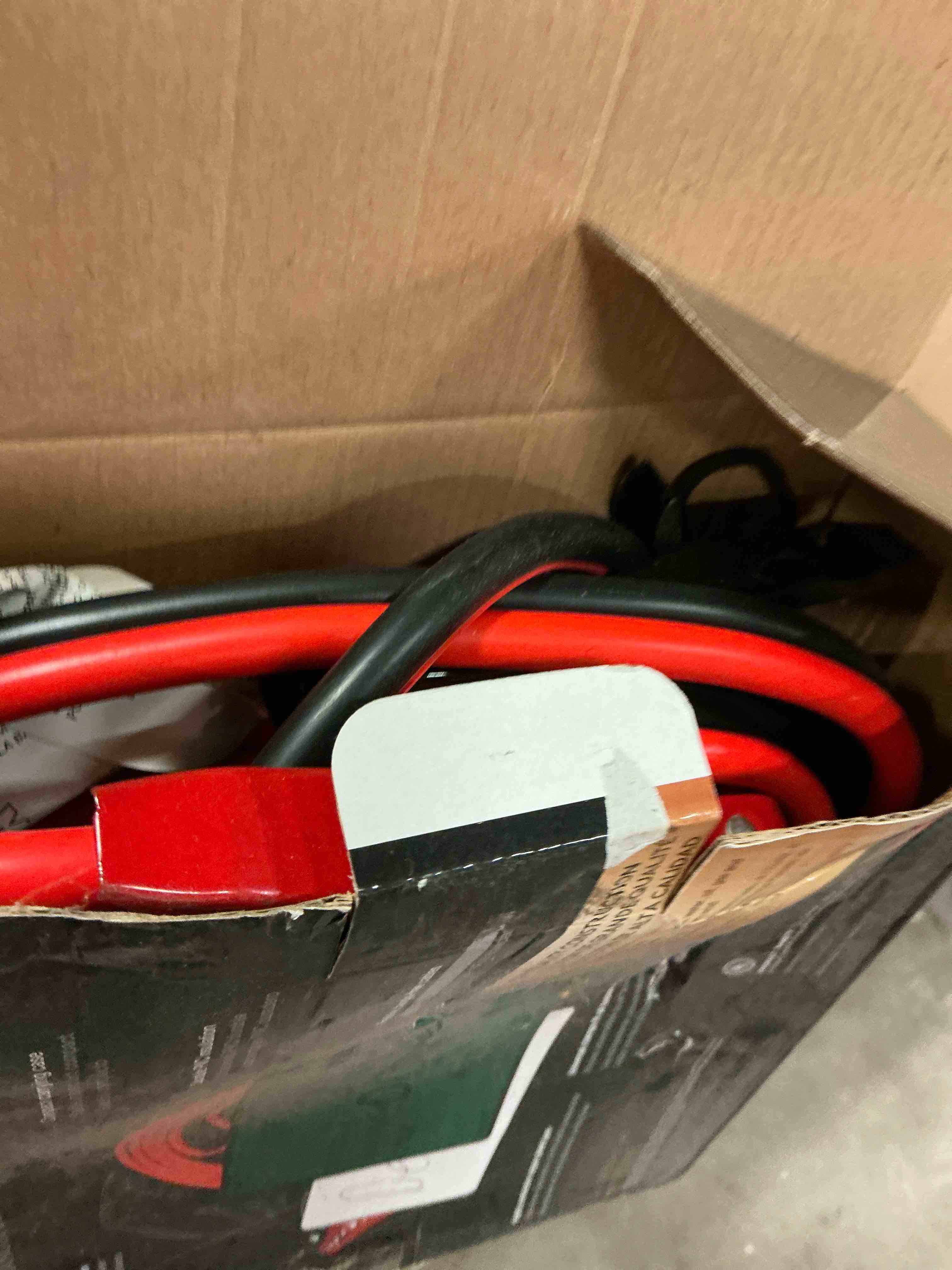 https://s3.amazonaws.com/lotting-images-prod/bidfta/GRA1514374_1752256208092.jpeg
