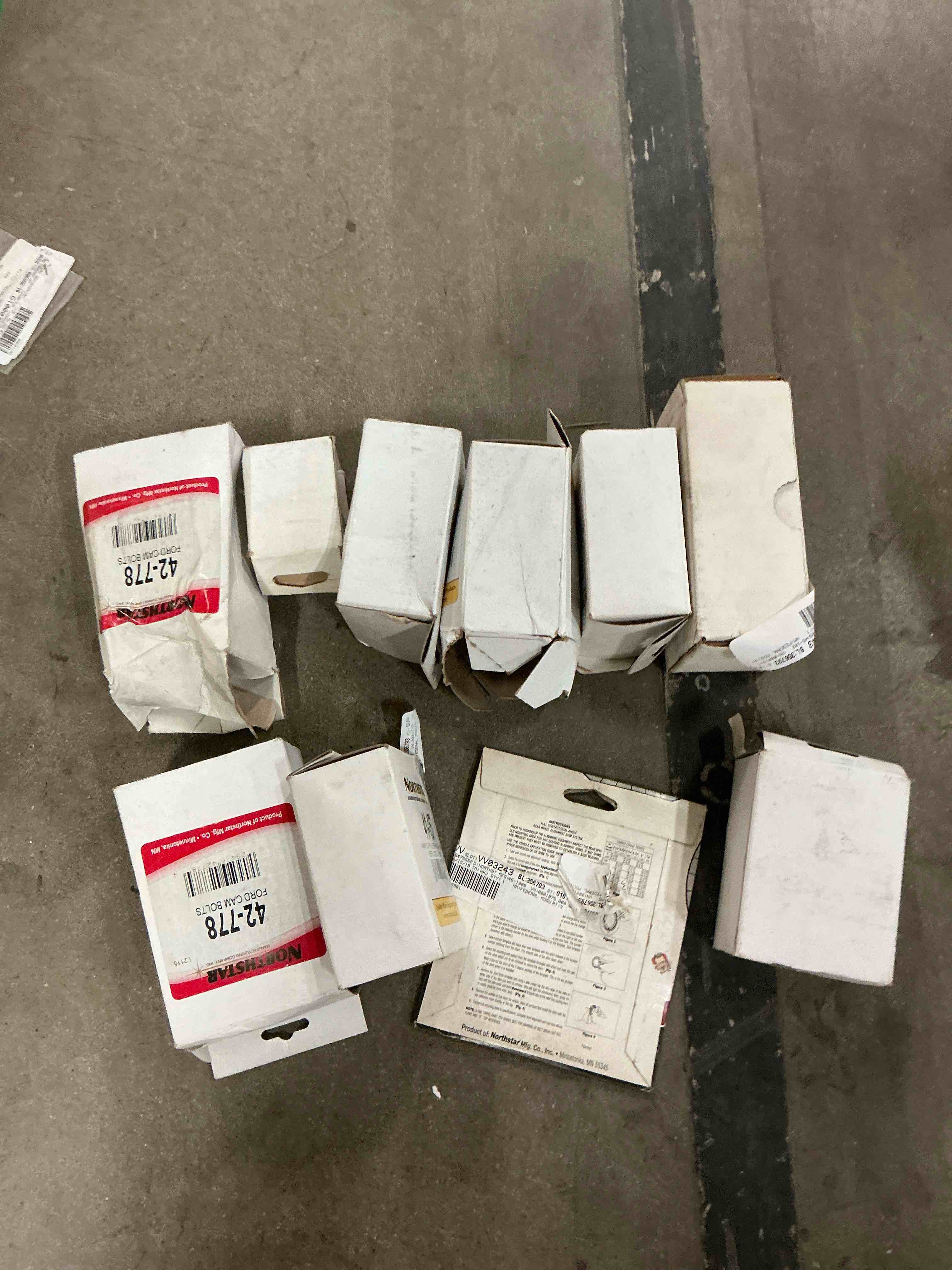 Assorted of car parts 