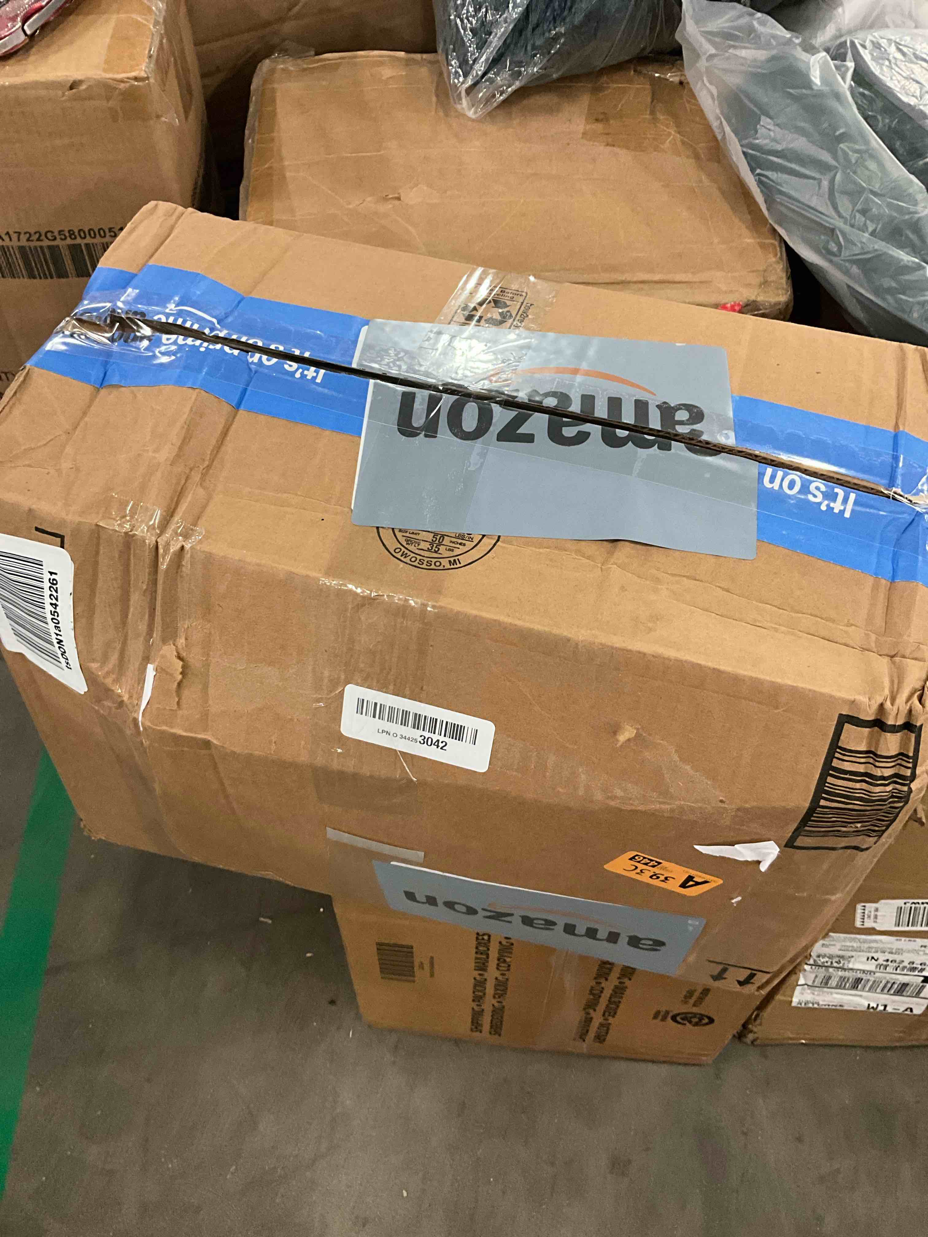 https://s3.amazonaws.com/lotting-images-prod/bidfta/GRA1514466_1752671942606.jpeg