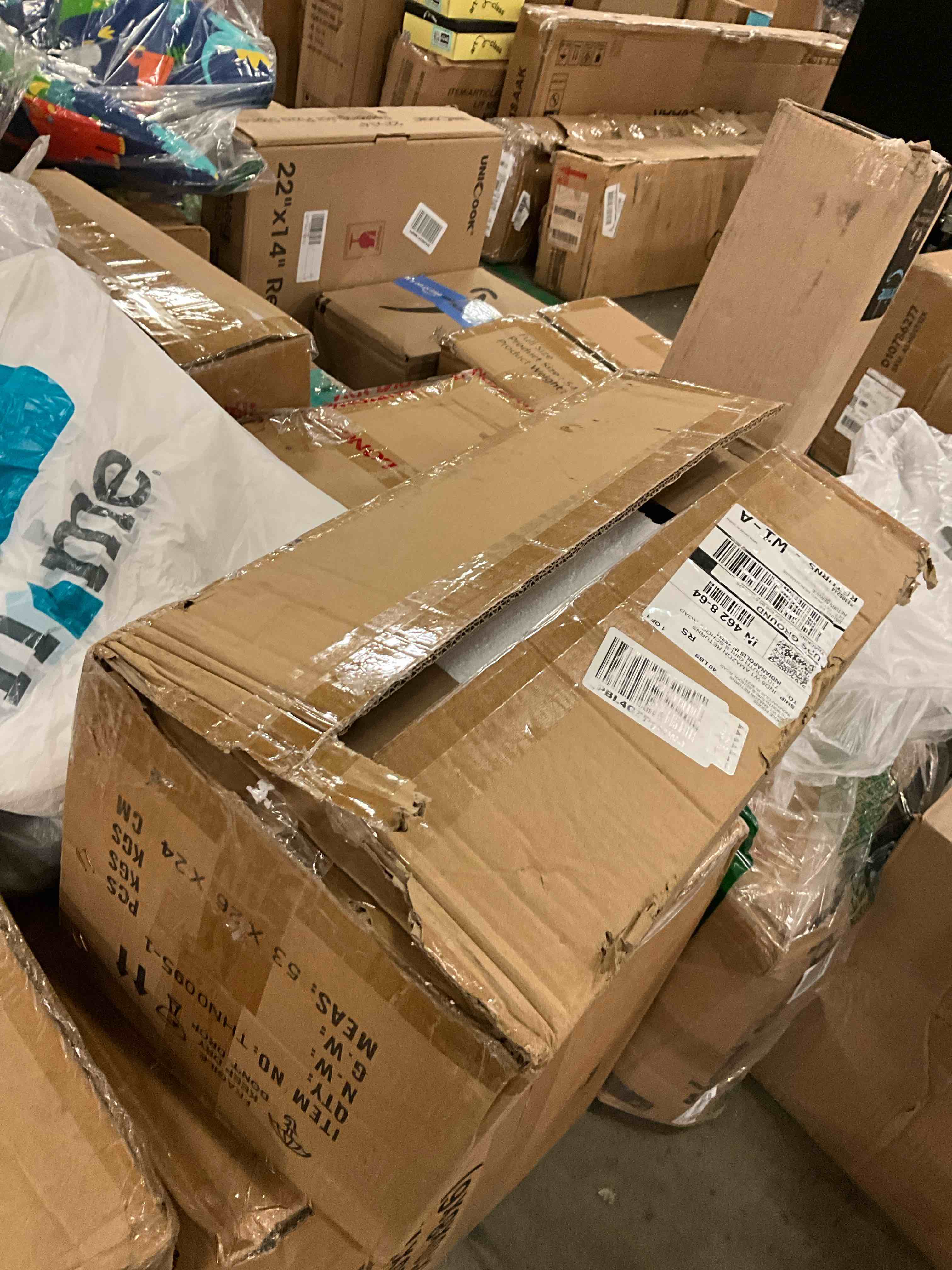 https://s3.amazonaws.com/lotting-images-prod/bidfta/GRA1514472_1752675840616.jpeg