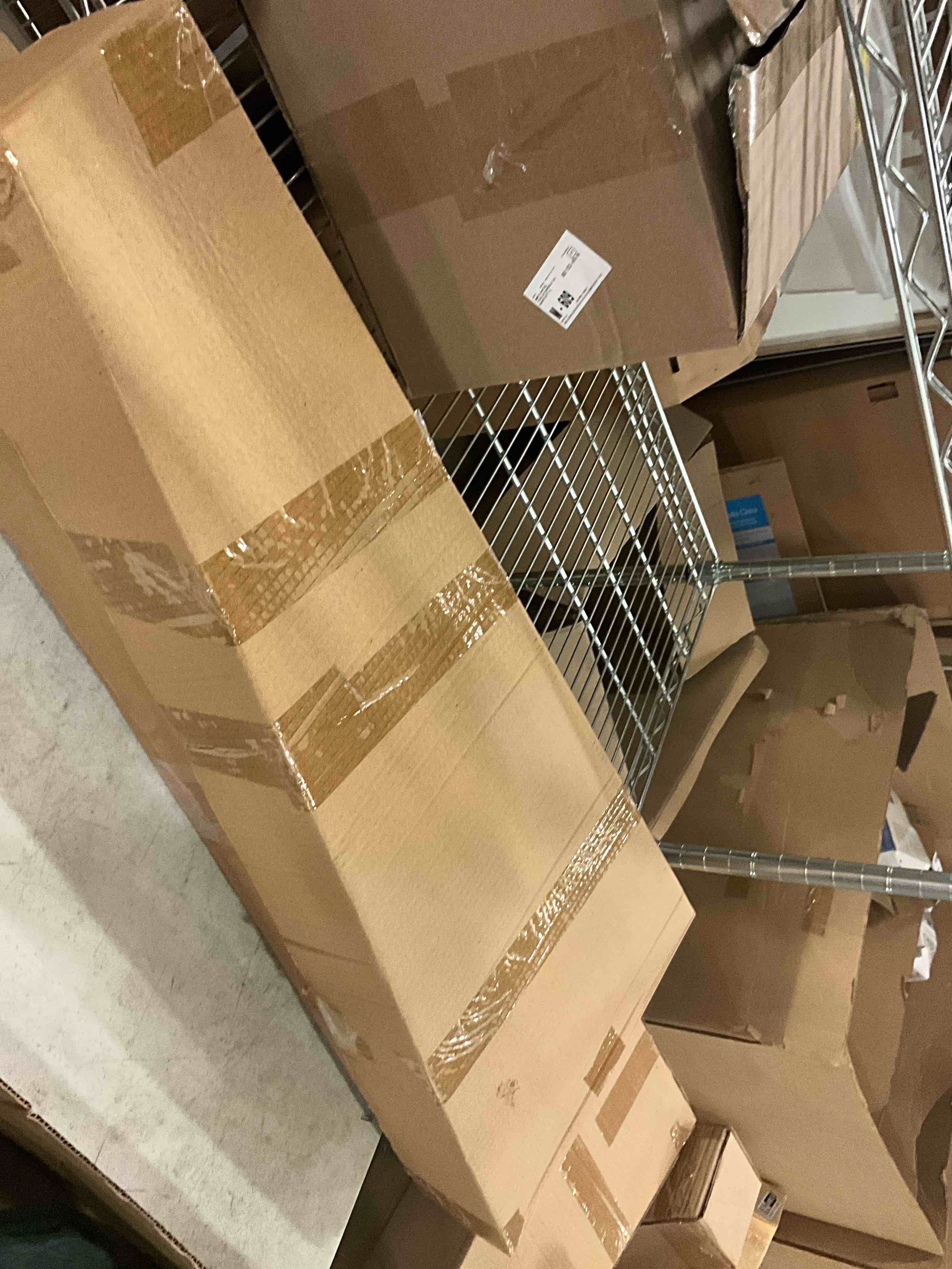https://s3.amazonaws.com/lotting-images-prod/bidfta/GRA1514605_1753711257833.jpeg