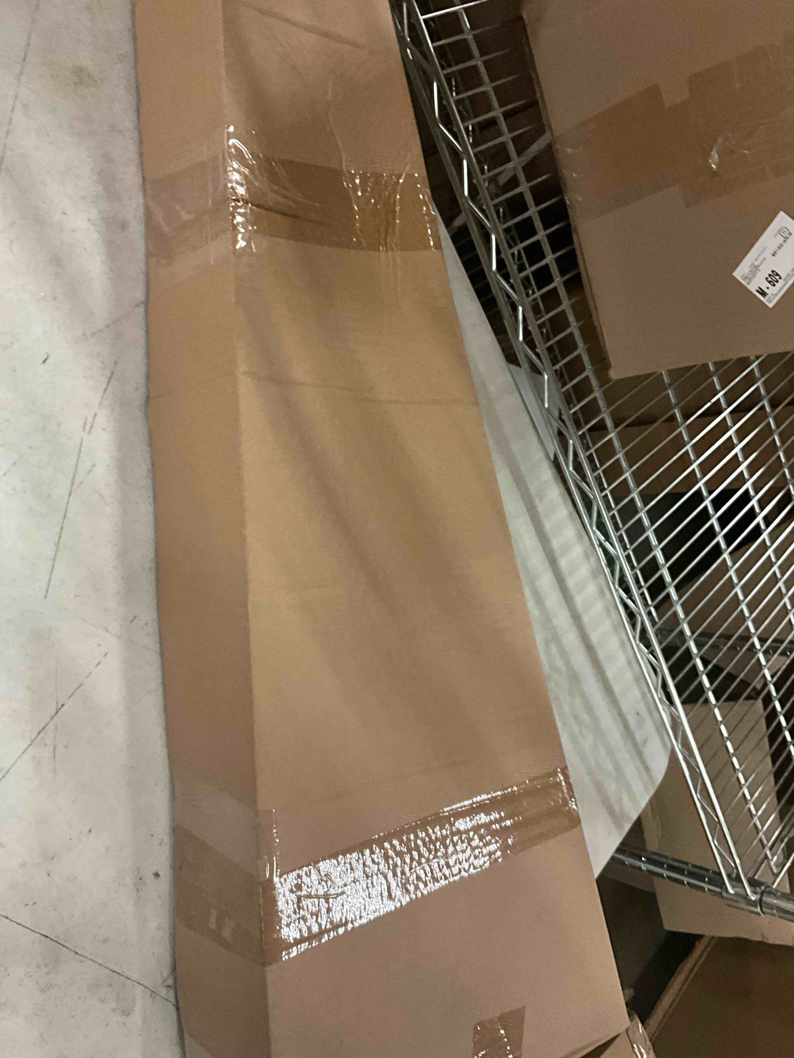 https://s3.amazonaws.com/lotting-images-prod/bidfta/GRA1514608_1753711451921.jpeg