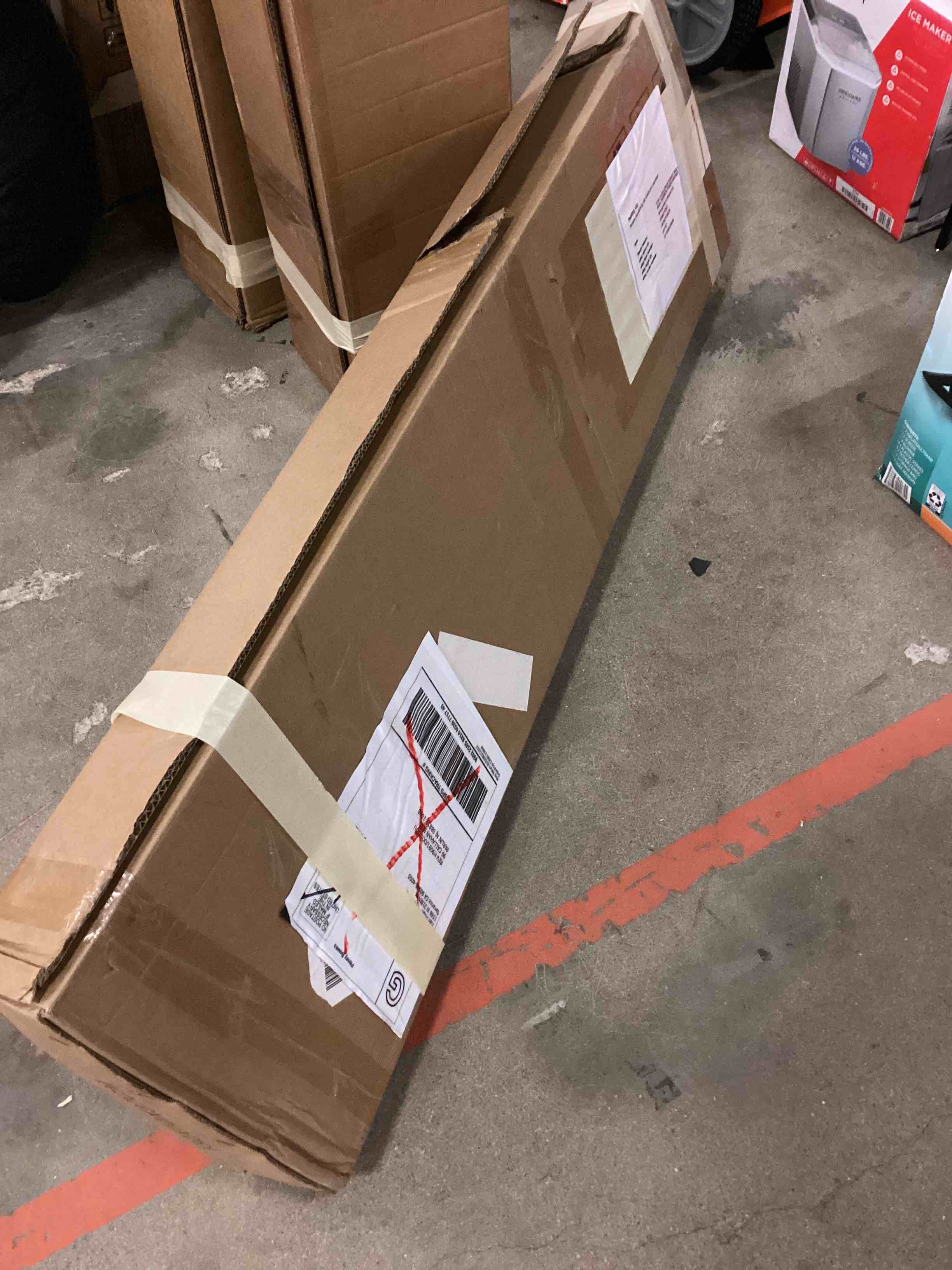https://s3.amazonaws.com/lotting-images-prod/bidfta/GRA1515072_1758737789015.jpeg