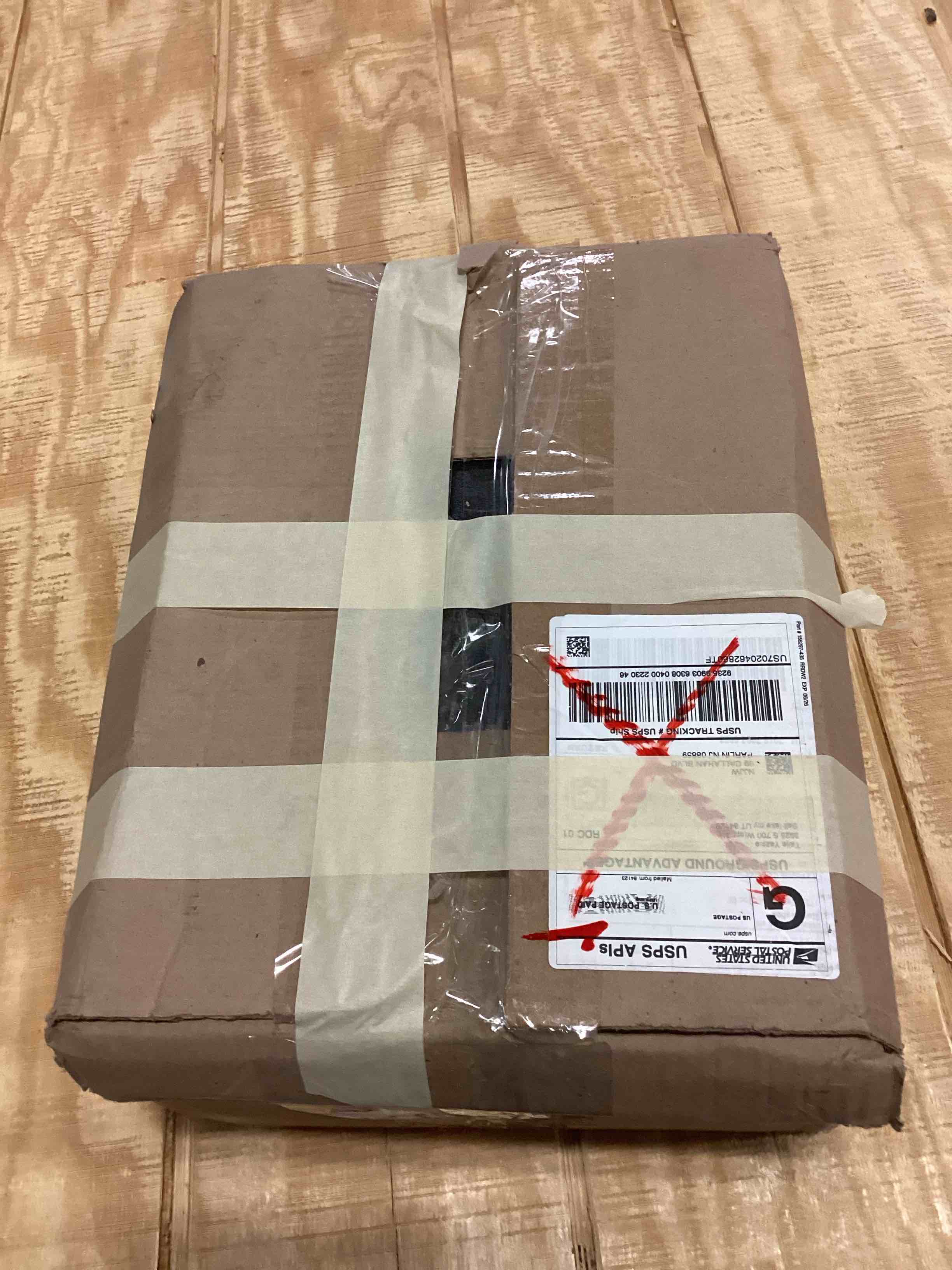 https://s3.amazonaws.com/lotting-images-prod/bidfta/GRA1515101_1758739691782.jpeg