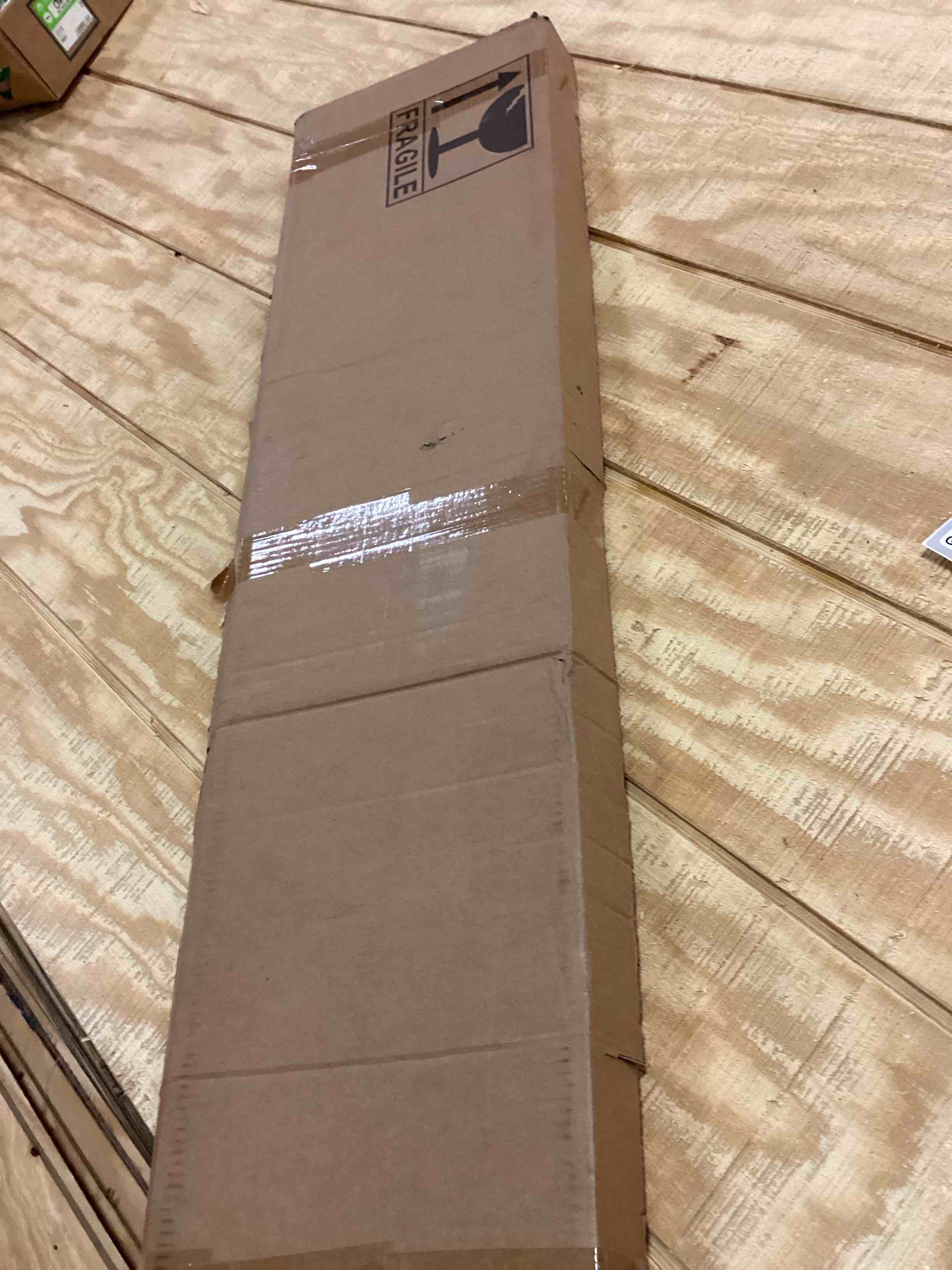 https://s3.amazonaws.com/lotting-images-prod/bidfta/GRA1515103_1758741865718.jpeg