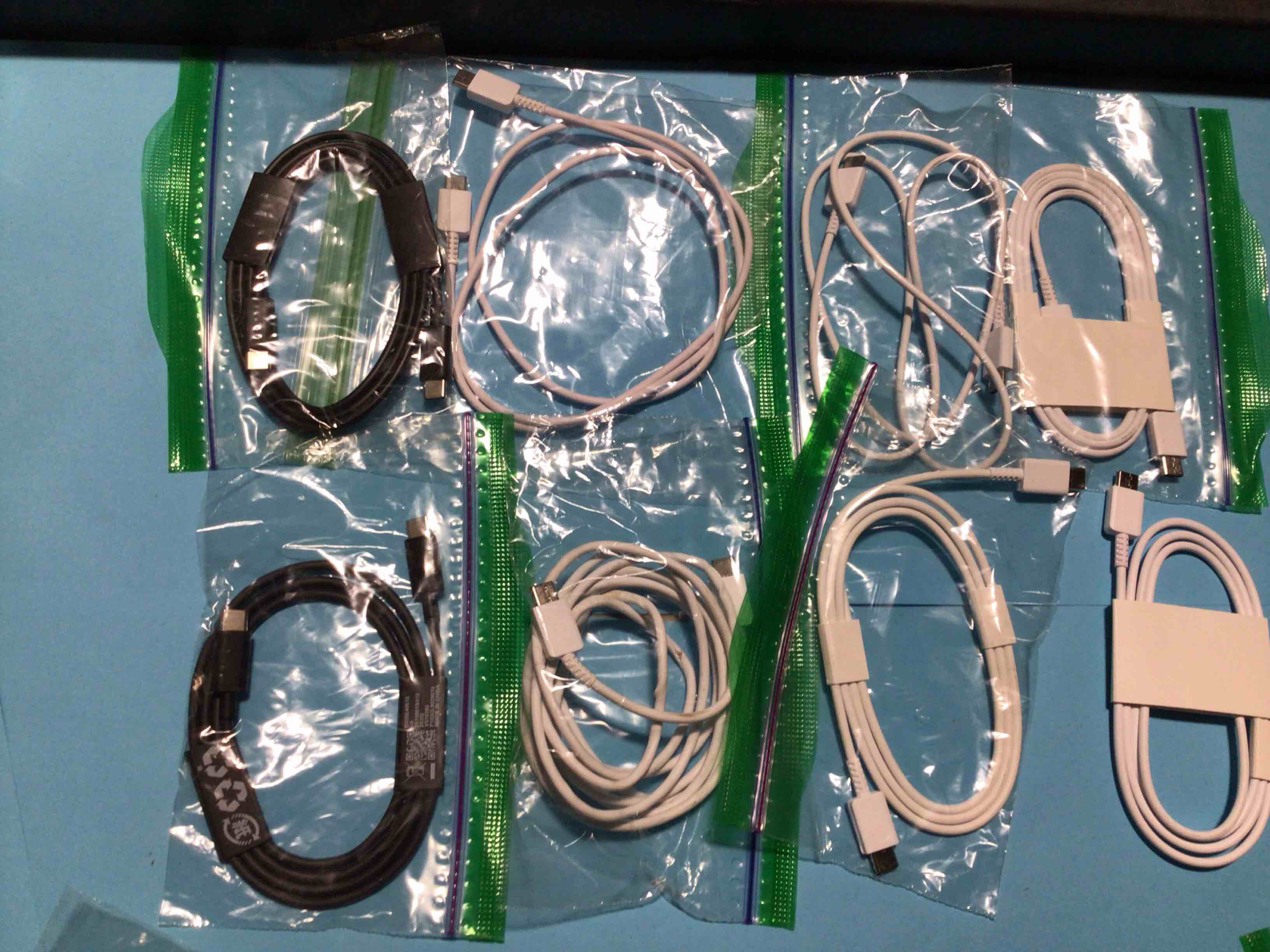 pack of 8 usb-c to usb-c cables