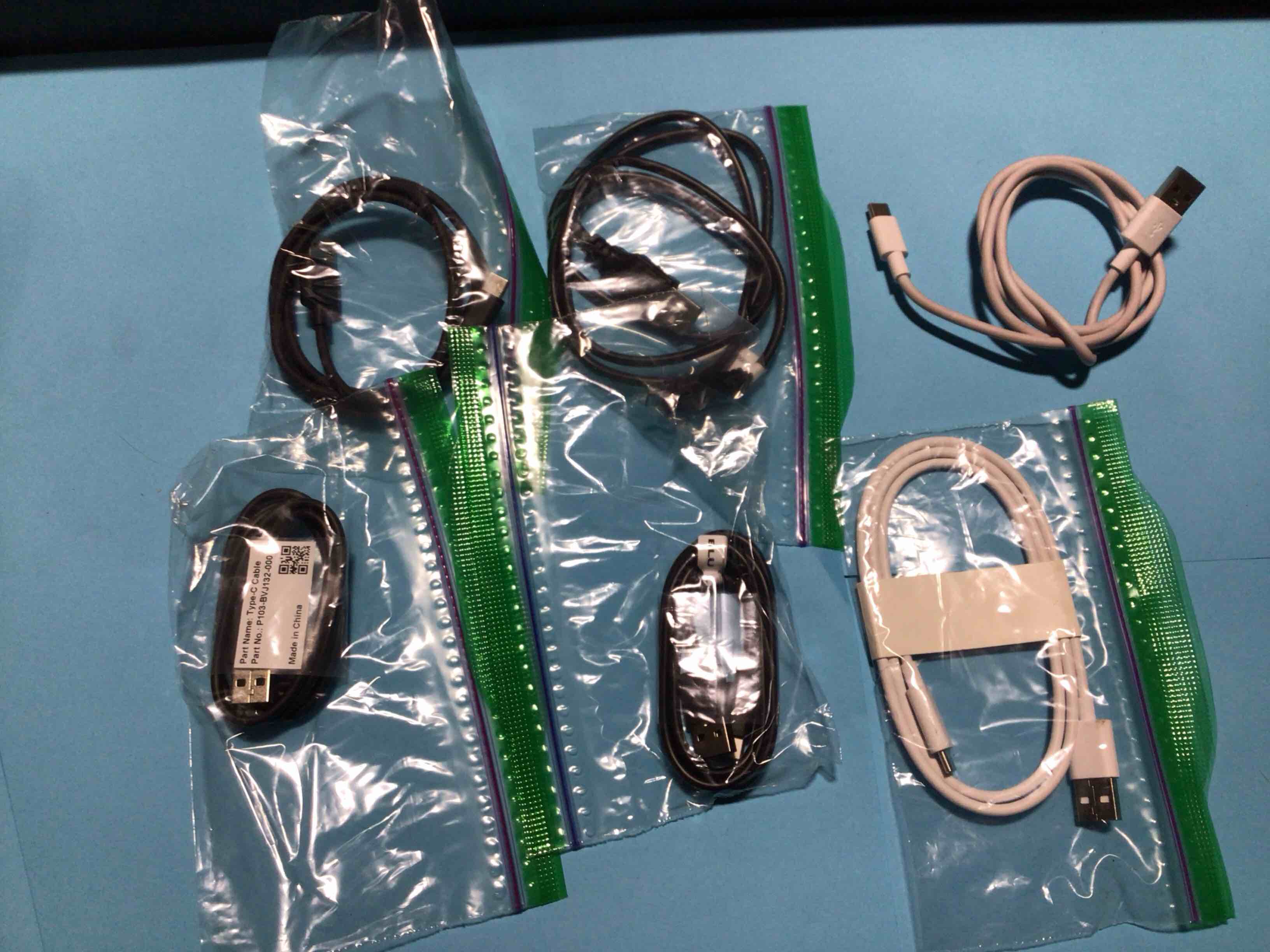 Condition photo showing Good Condition for Pack of 6 USB to USB-C cables
