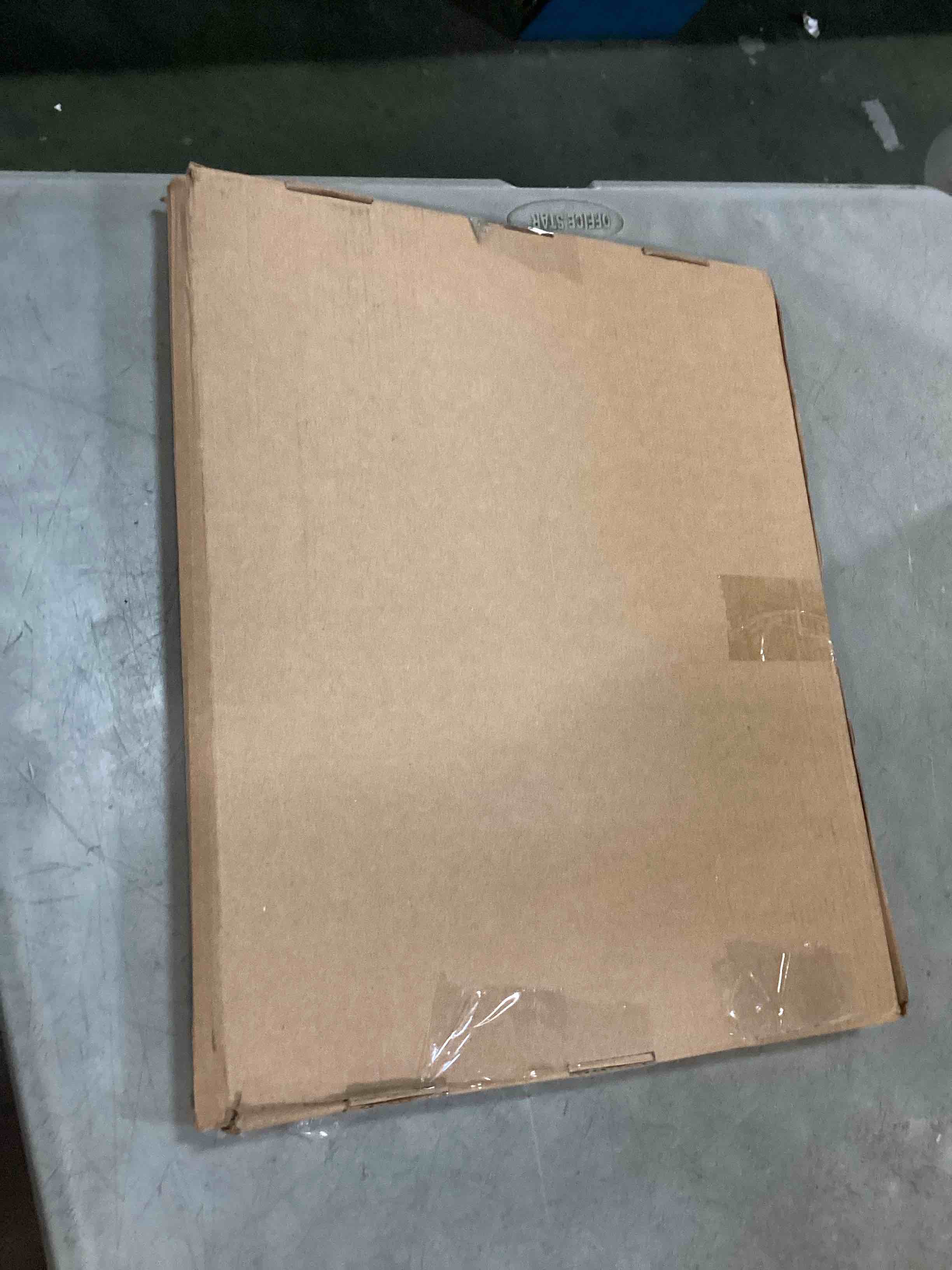 https://s3.amazonaws.com/lotting-images-prod/bidfta/GRA1552061_1733982245450.jpeg
