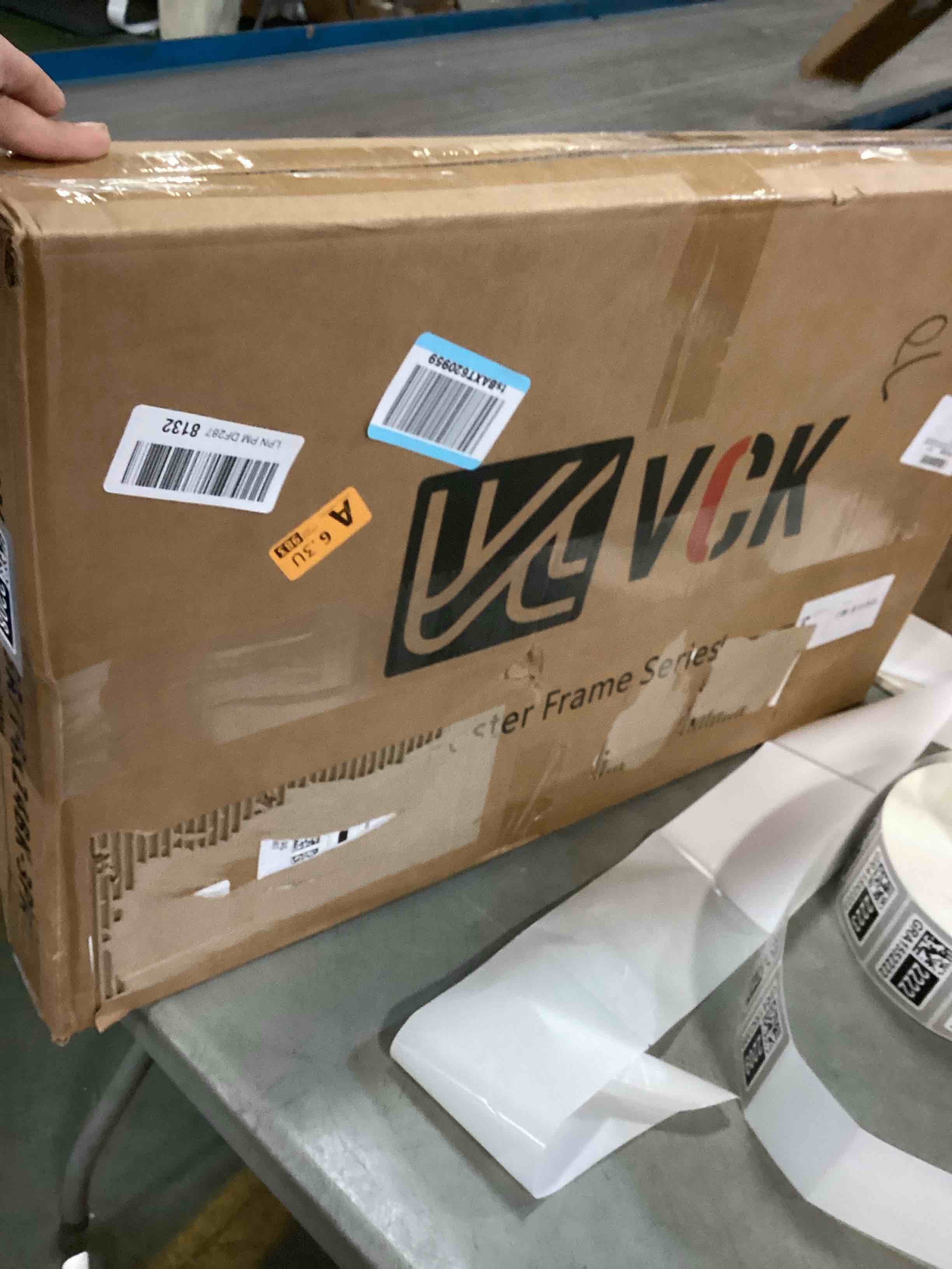https://s3.amazonaws.com/lotting-images-prod/bidfta/GRA1552208_1734031671416.jpeg