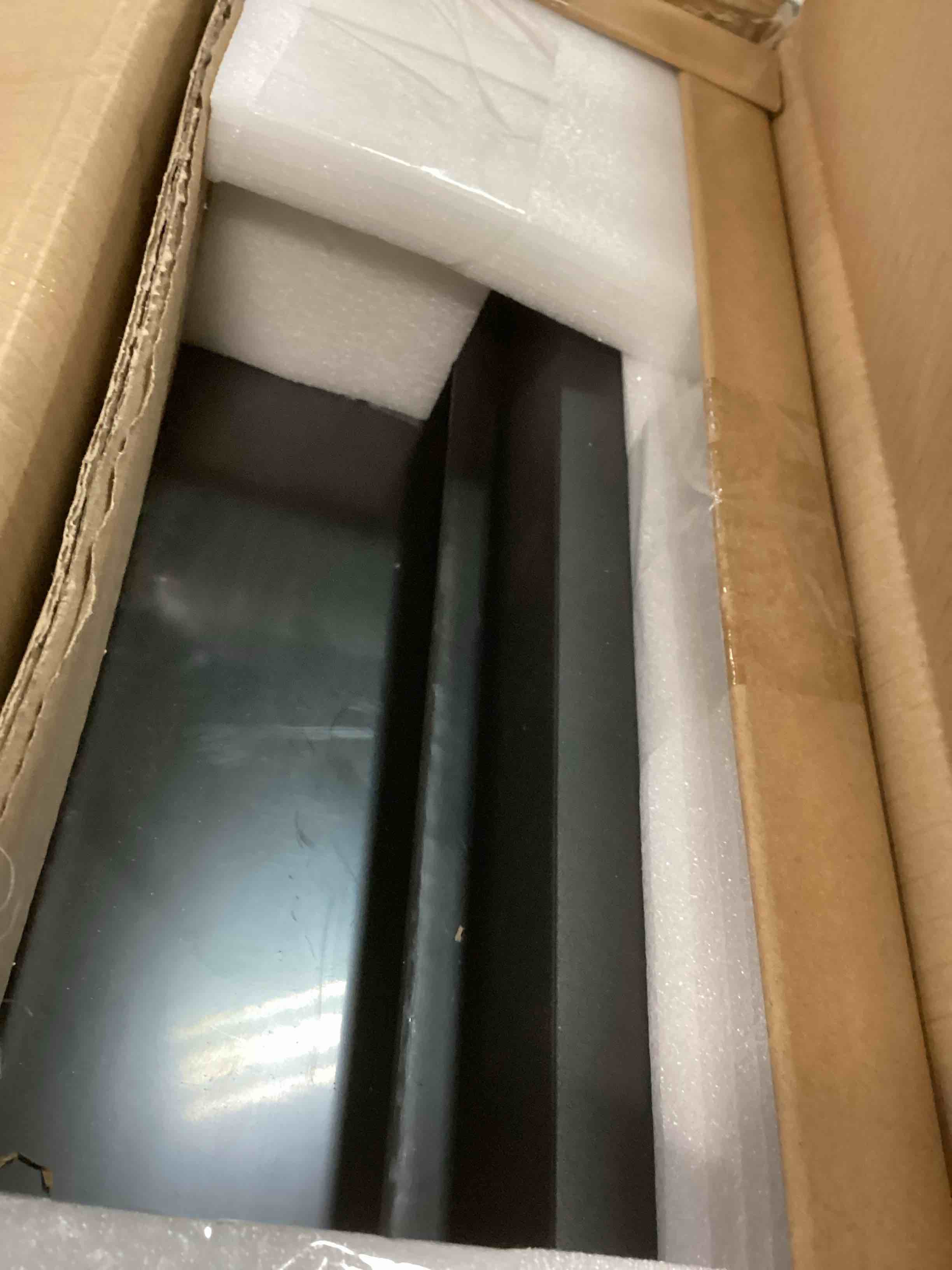 https://s3.amazonaws.com/lotting-images-prod/bidfta/GRA1552231_1734035779964.jpeg