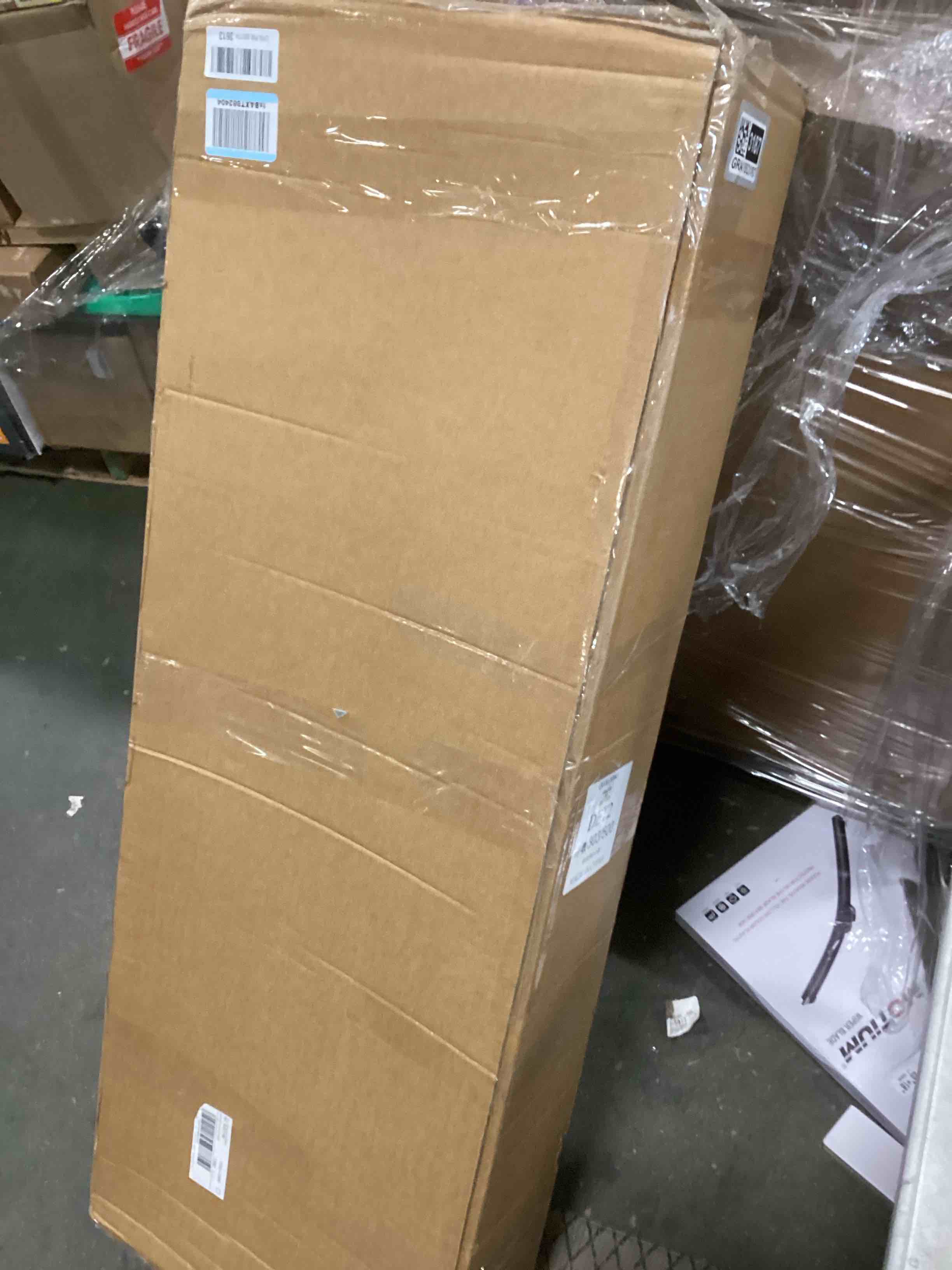 https://s3.amazonaws.com/lotting-images-prod/bidfta/GRA1553187_1734526643206.jpeg