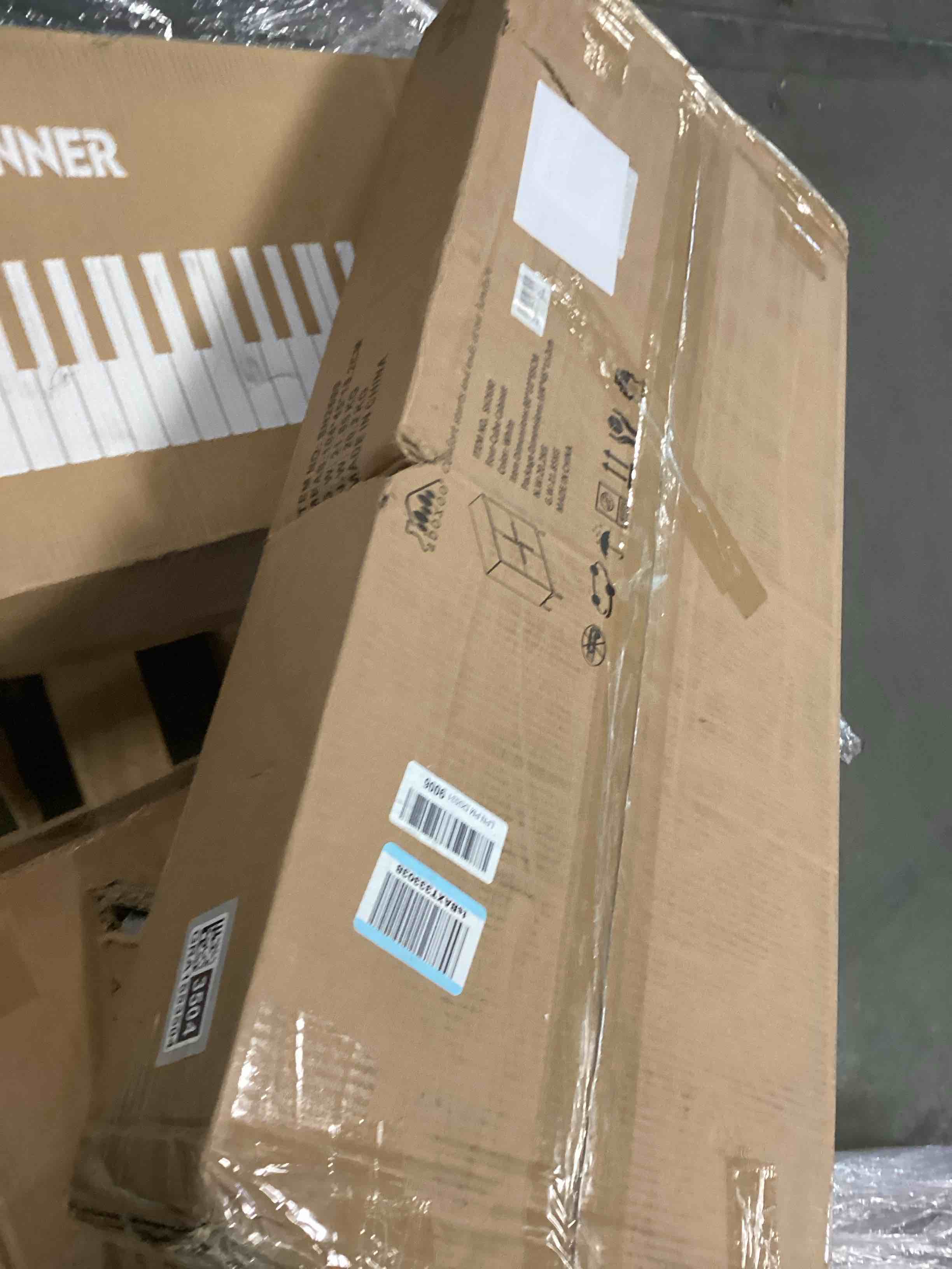 https://s3.amazonaws.com/lotting-images-prod/bidfta/GRA1553504_1734622674628.jpeg