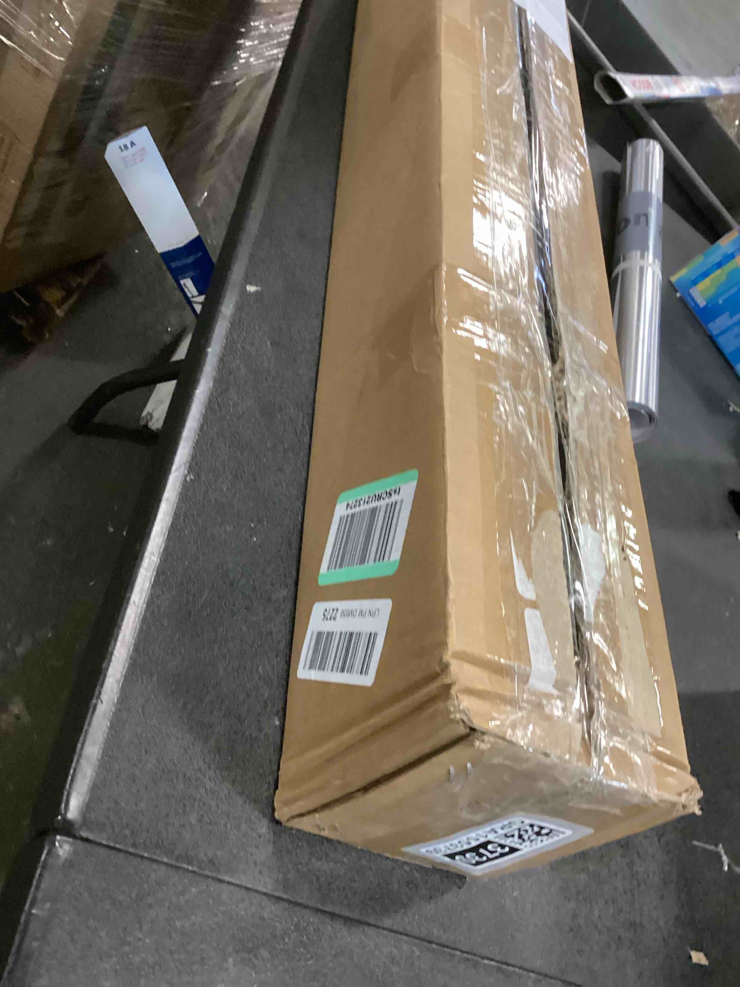 https://s3.amazonaws.com/lotting-images-prod/bidfta/GRA1553739_1734710302042.jpeg
