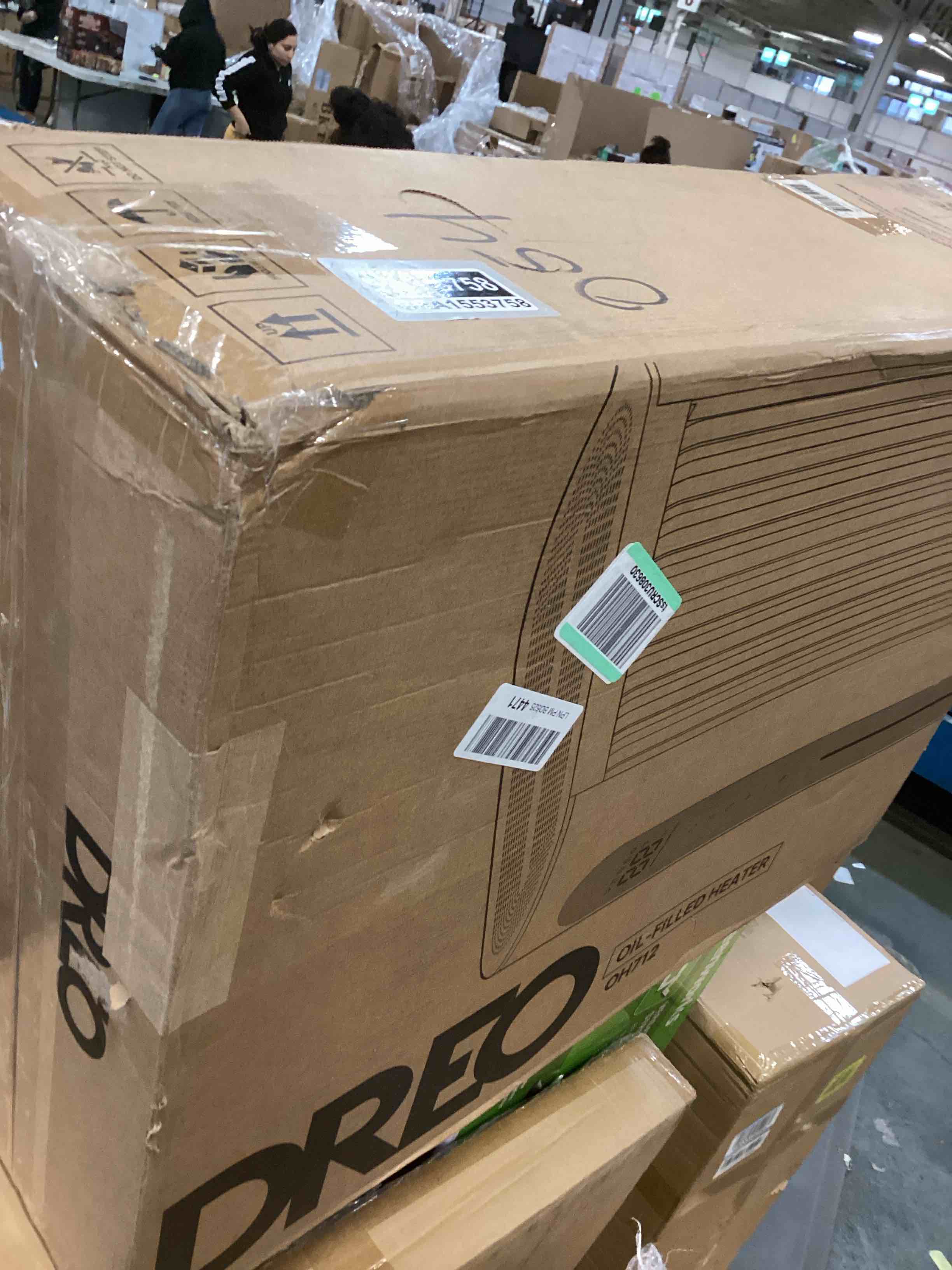 https://s3.amazonaws.com/lotting-images-prod/bidfta/GRA1553758_1734712751048.jpeg