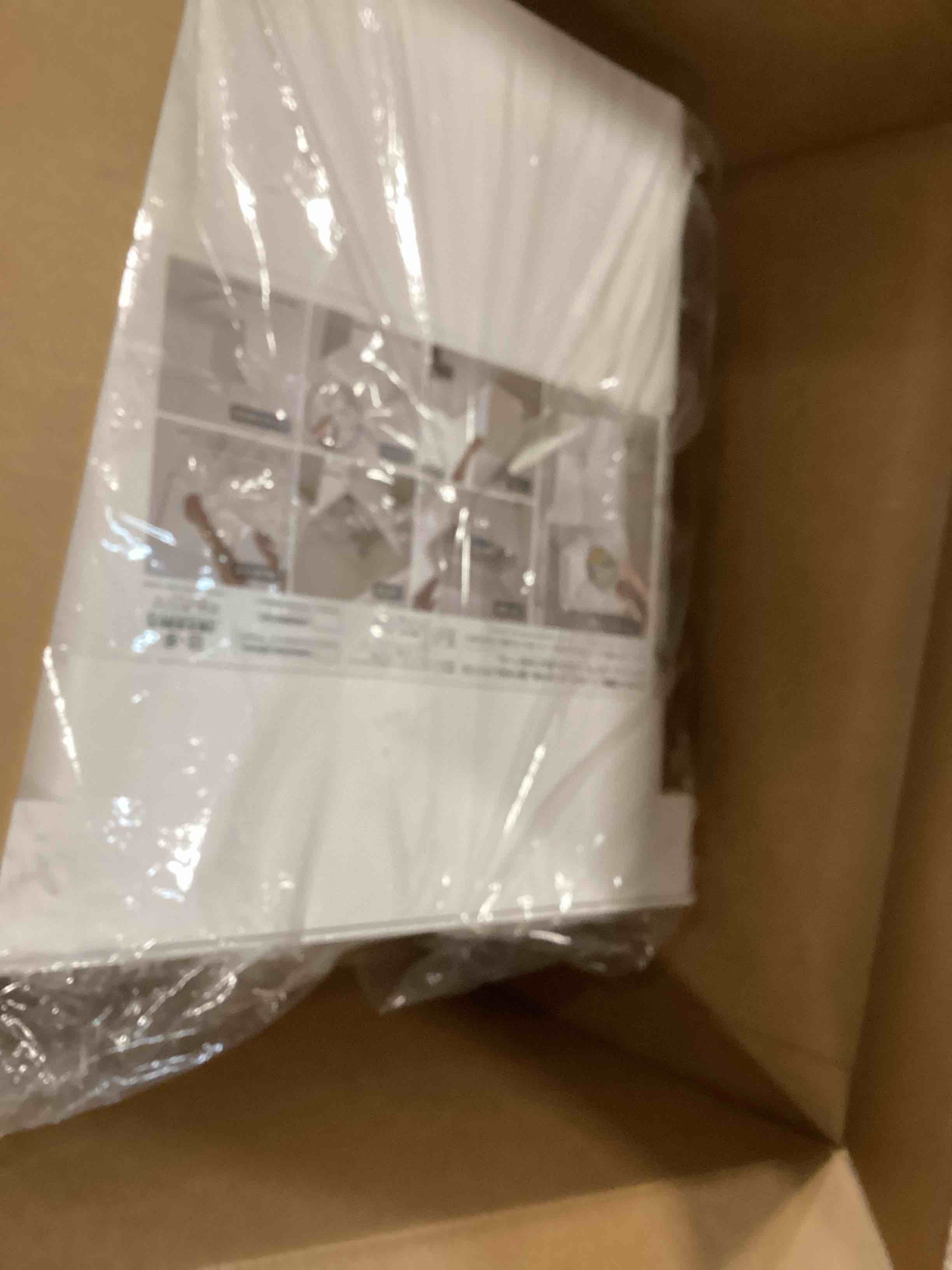 https://s3.amazonaws.com/lotting-images-prod/bidfta/GRA1554289_1736000862211.jpeg